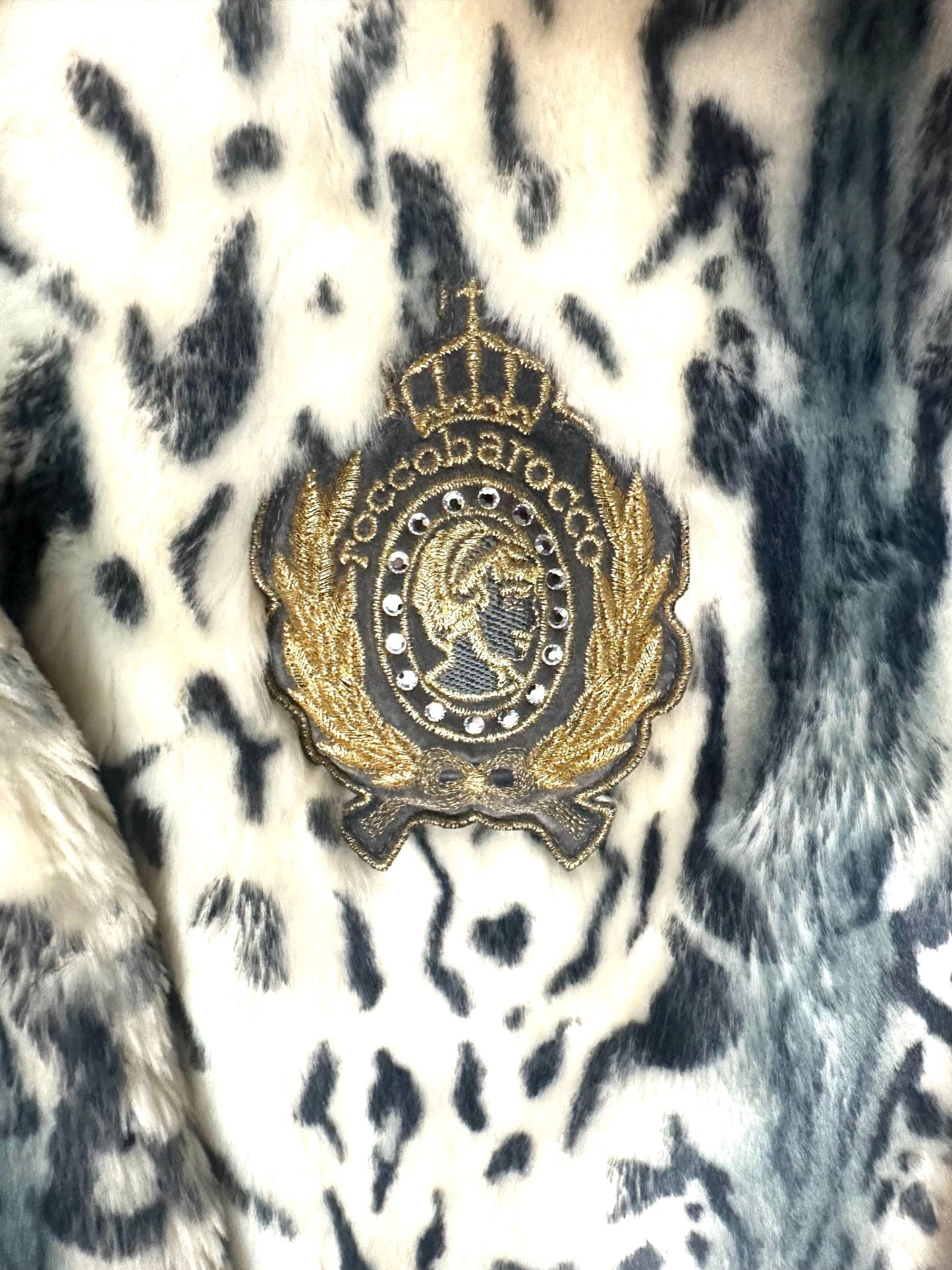 Roccobarocco 80s white snow leopard faux fur made in Italy, great condition sz 42/M