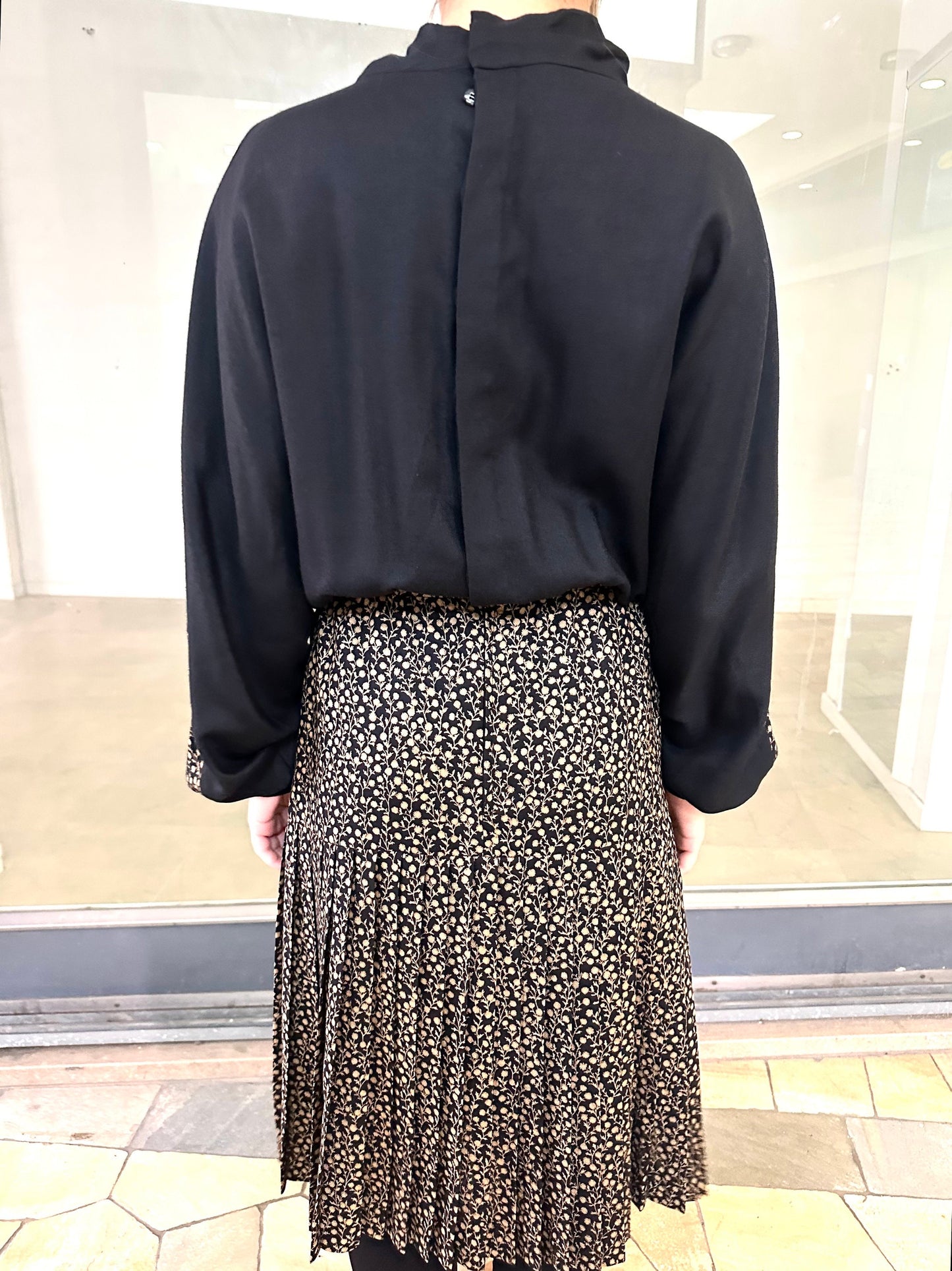 Valentino Boutique 1980s classy black/beige floral long woolen dress, in mint condition sz 10