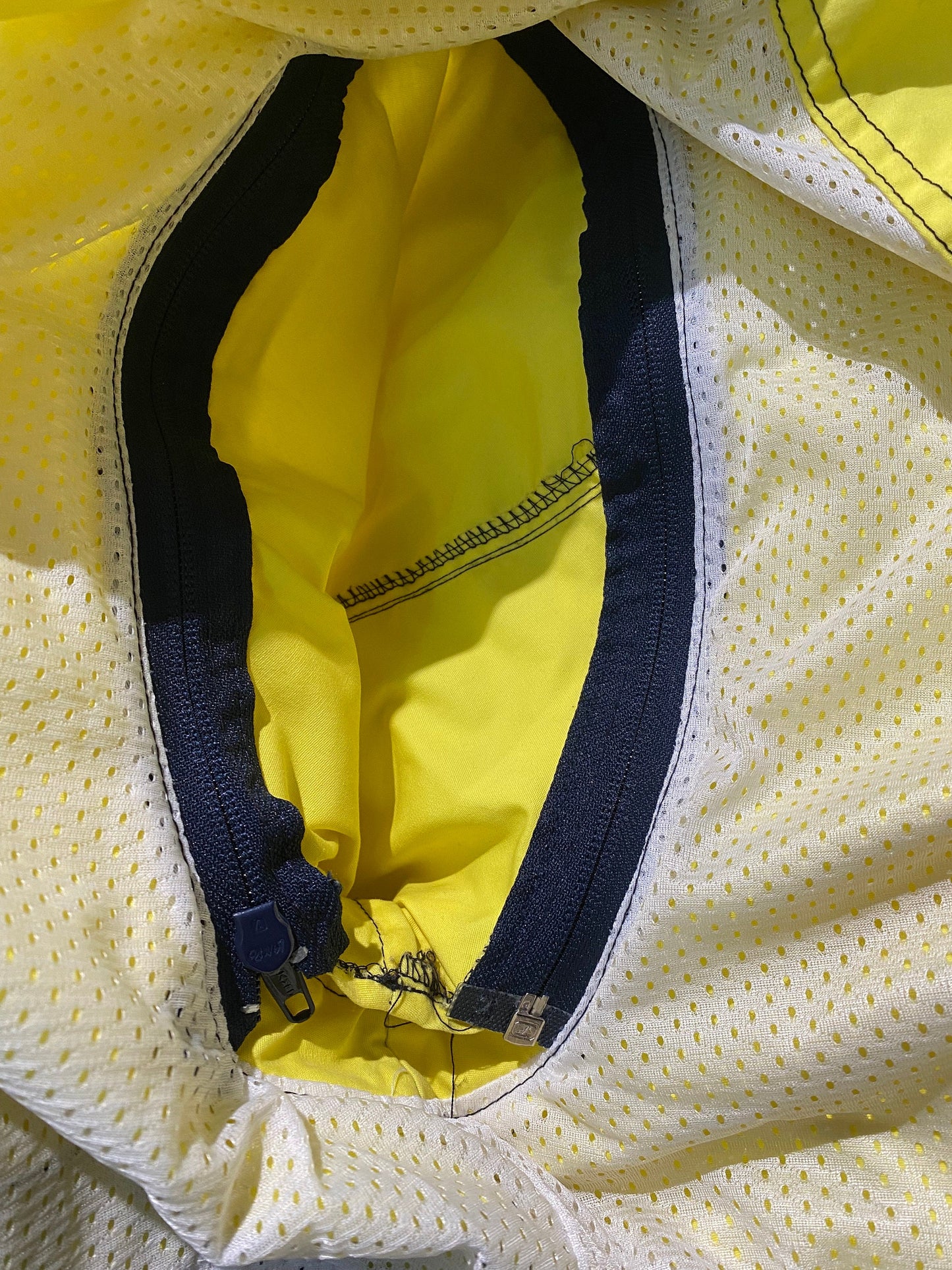 Roy Rogers since 1863 2 in 1 sailing style jacket/ vest in luminous yellow and navy, mint condition sz M