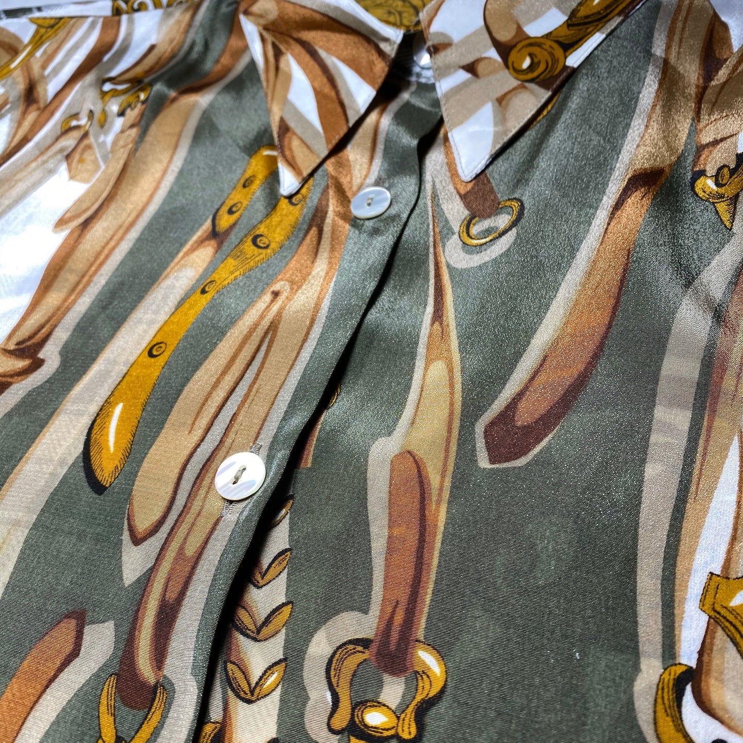 Copalli wonderful baroque silk blend blouse, chains / straps horse themed print, mint 1980s Italy