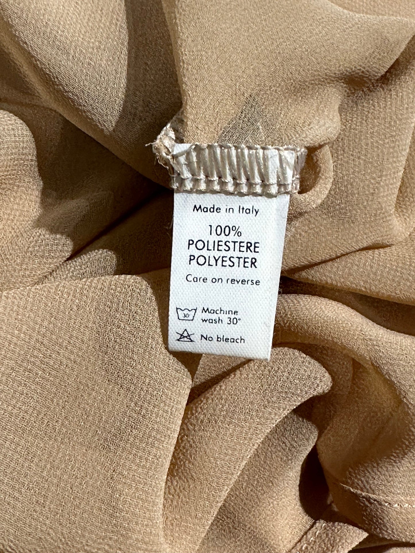 Gianfranco Ferrè translucent satin beige/skin color shirt w round collar & long sleeves, mint sz M