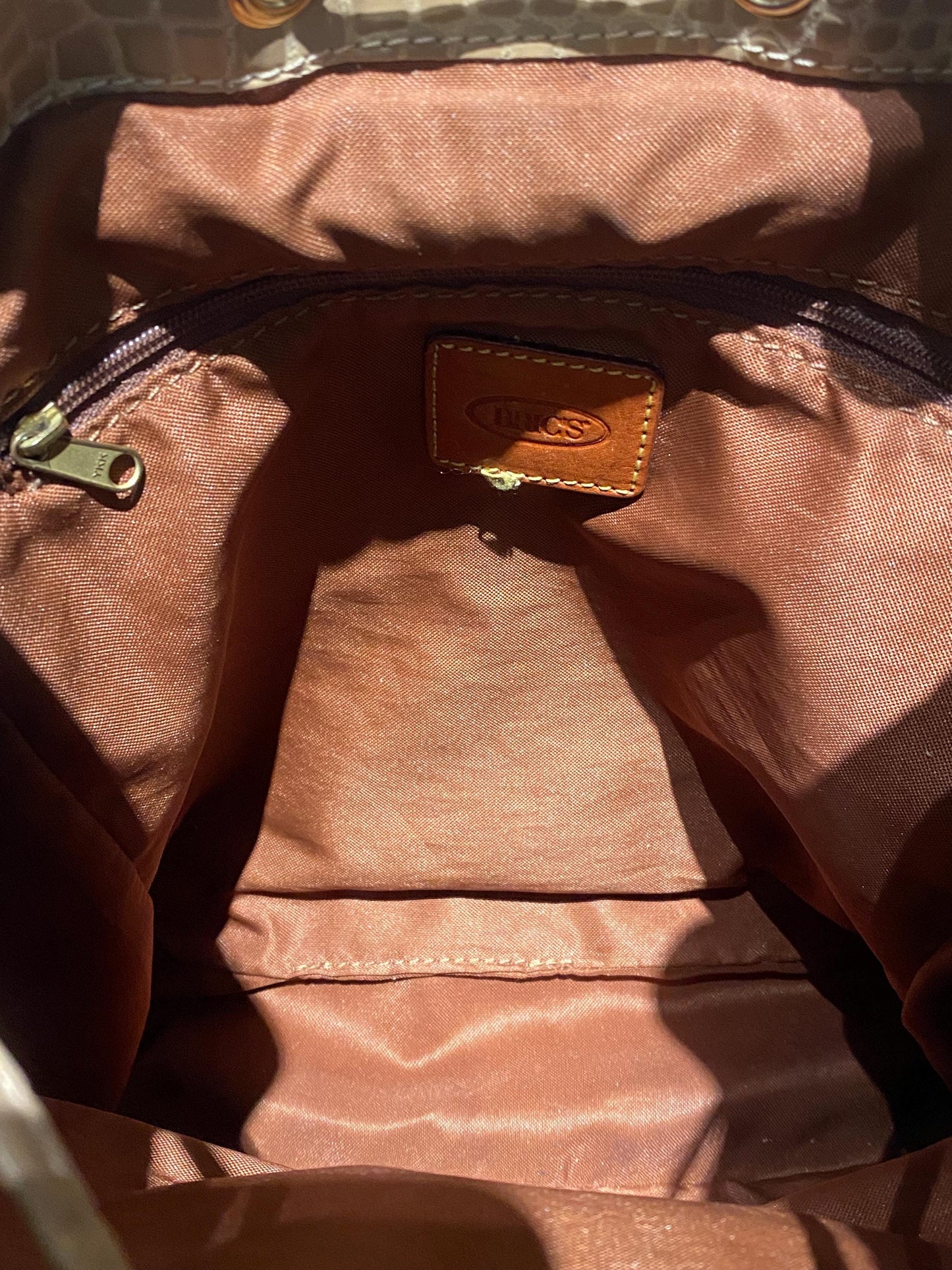 Bric’s leather backpack in beige alligator print & tan leather, 90s great condition