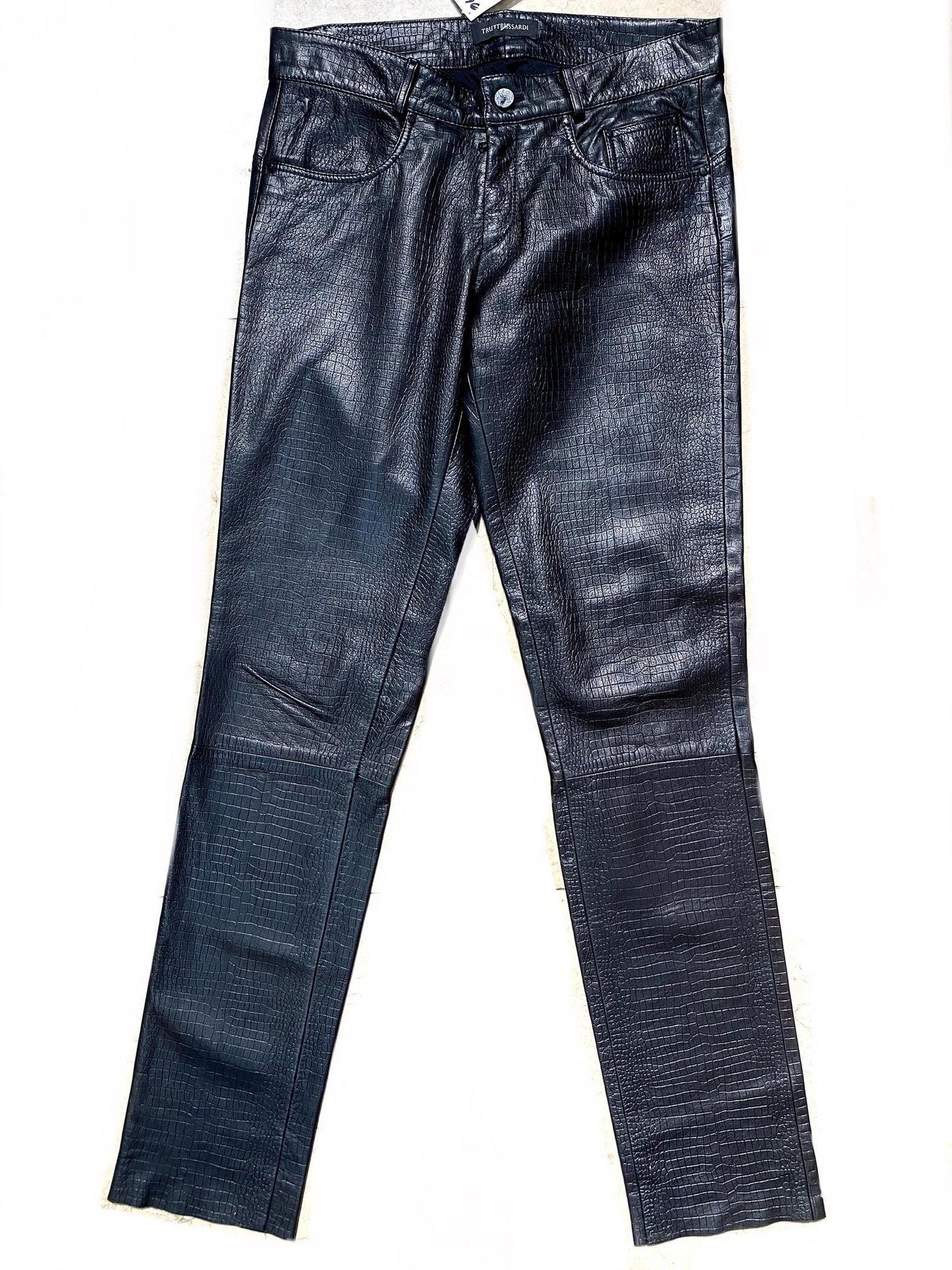 Trussardi luxury black alligator print lambskin leather trousers made in Italy, sz 42 ITA - 28 US