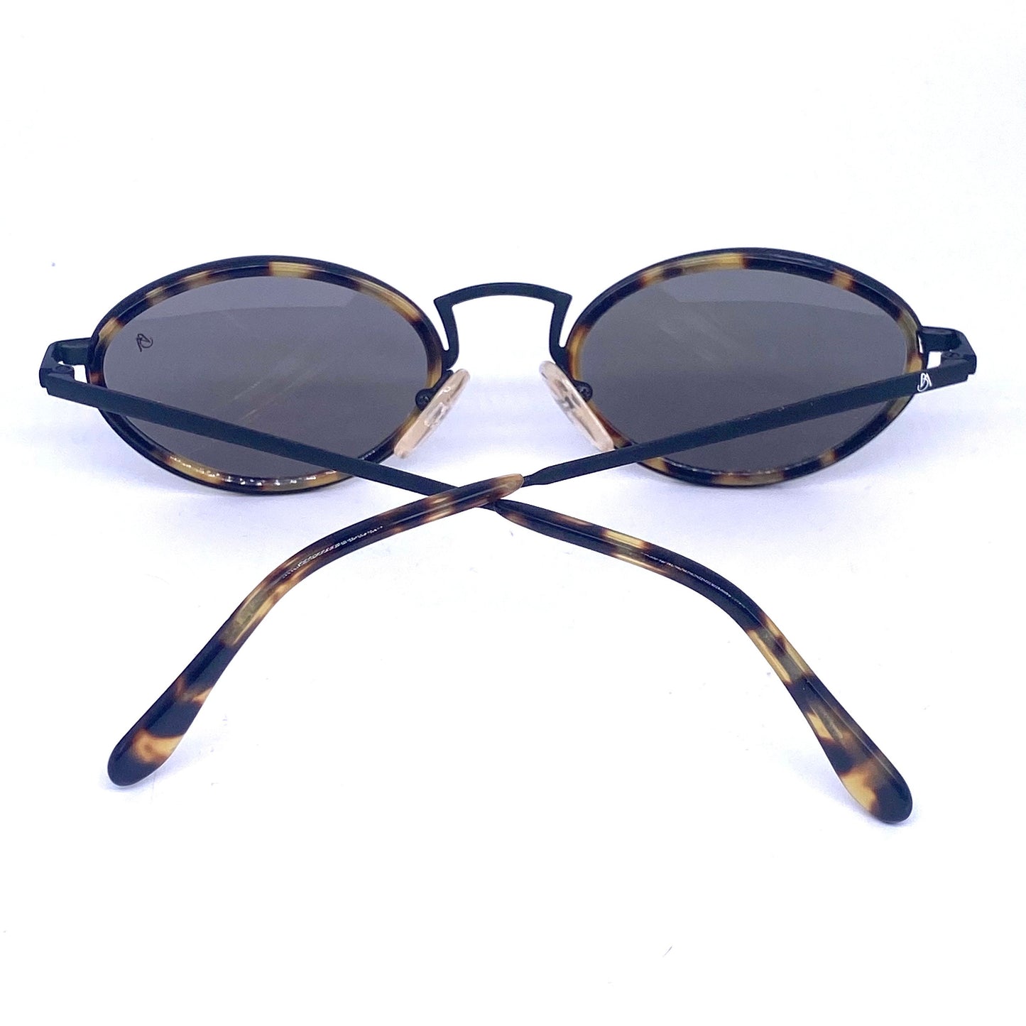 Barbara Allen oval dbl rim minimalist sunglasses w retro Styled bridge, coming in tortoise or multicolor acetate, NOs 80s