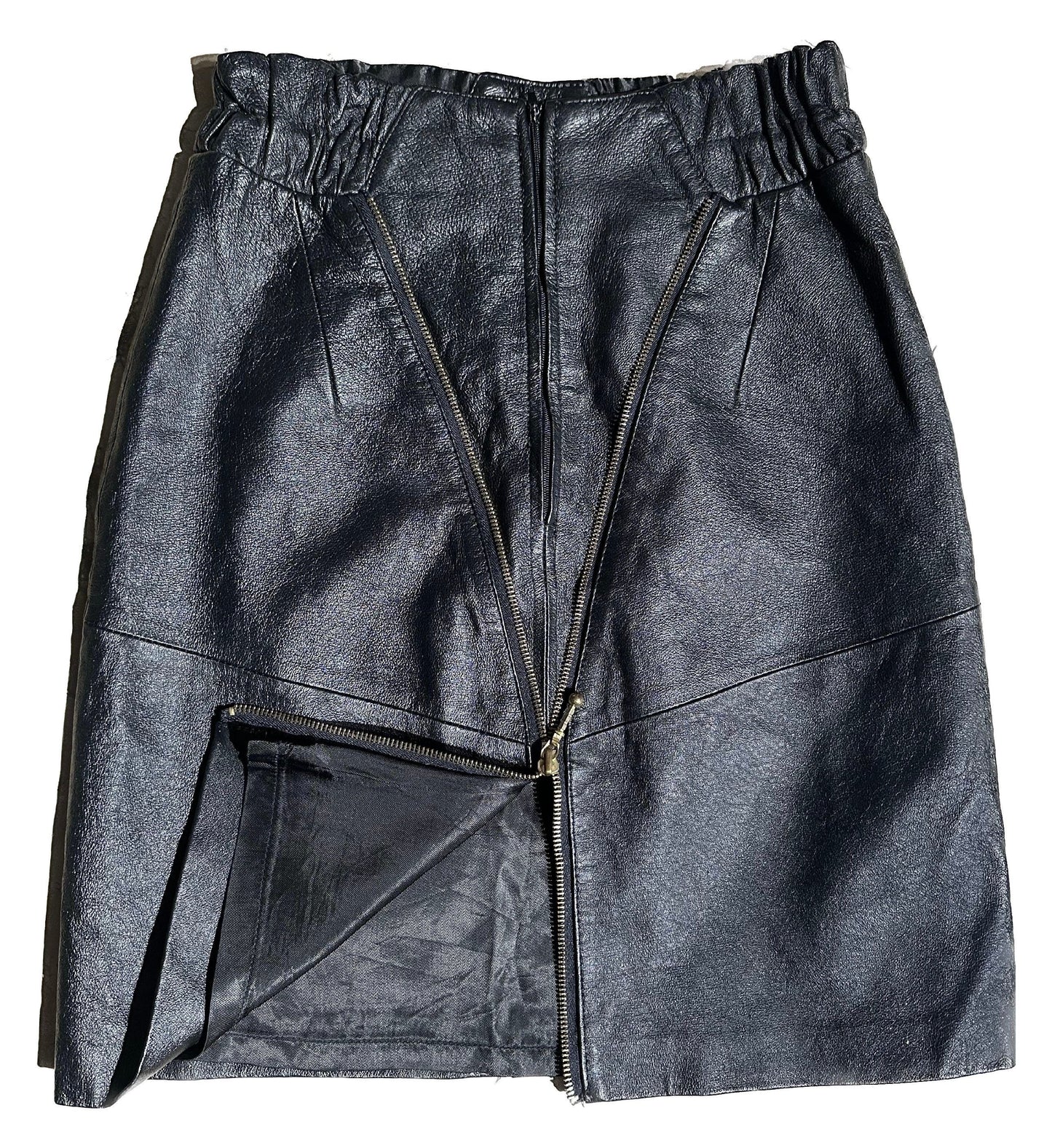 Jurgen Michaelsen black leather skirt w/ V Zipper adornement and slit, sz 36 - 10 UK, 1980s mint condition