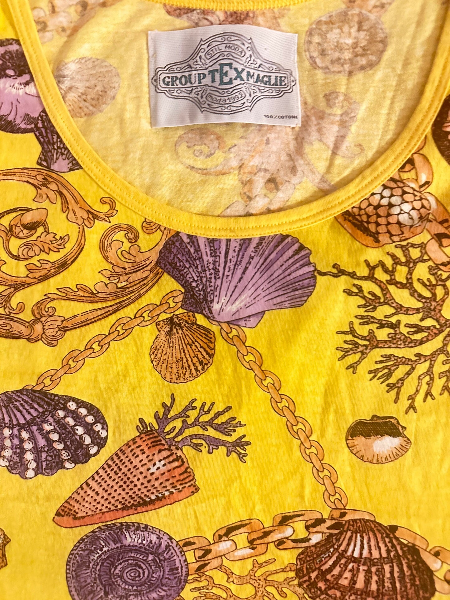 GroupTex baroque sea shells/ stars maritime print yellow cotton tank top, 90s sz L