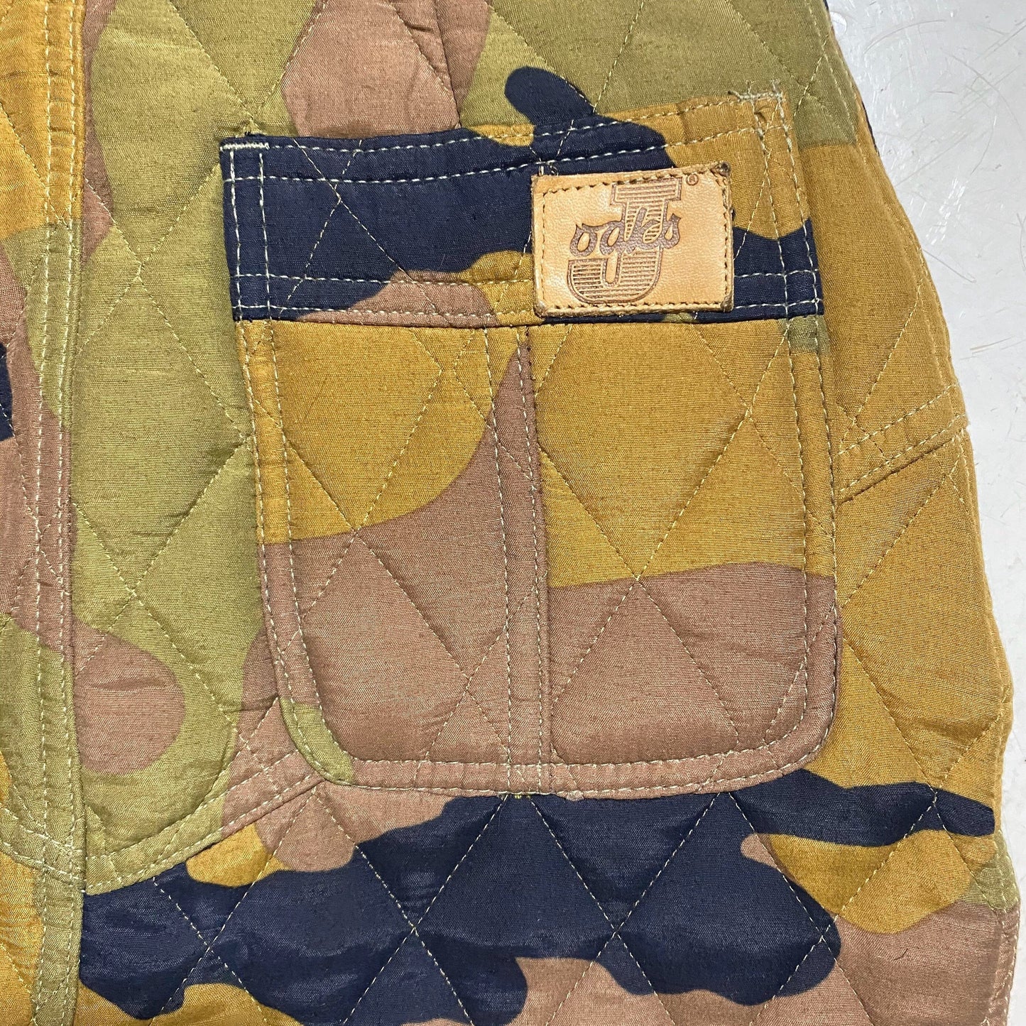 Ferrè Oaks NOS quilted camo skirt, cool and unusual style, made in Italy 80s with tags