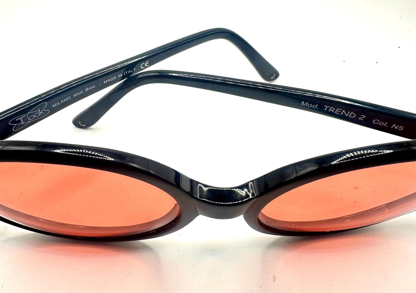 T-Look round oversized sunglasses w tinted lenses, coming in many colorways, NOS 90s Italy