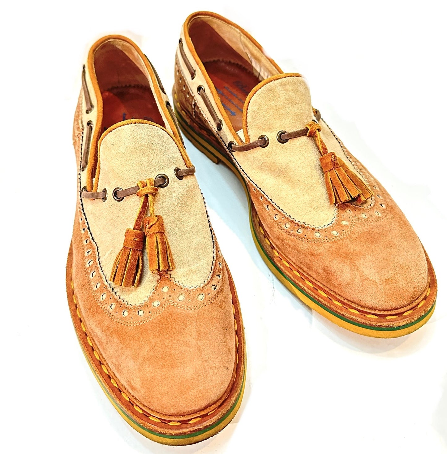 Barracuda wing tip suede brogues, bicolor brown tones leather, matching light rubber sole, sz 41 mint