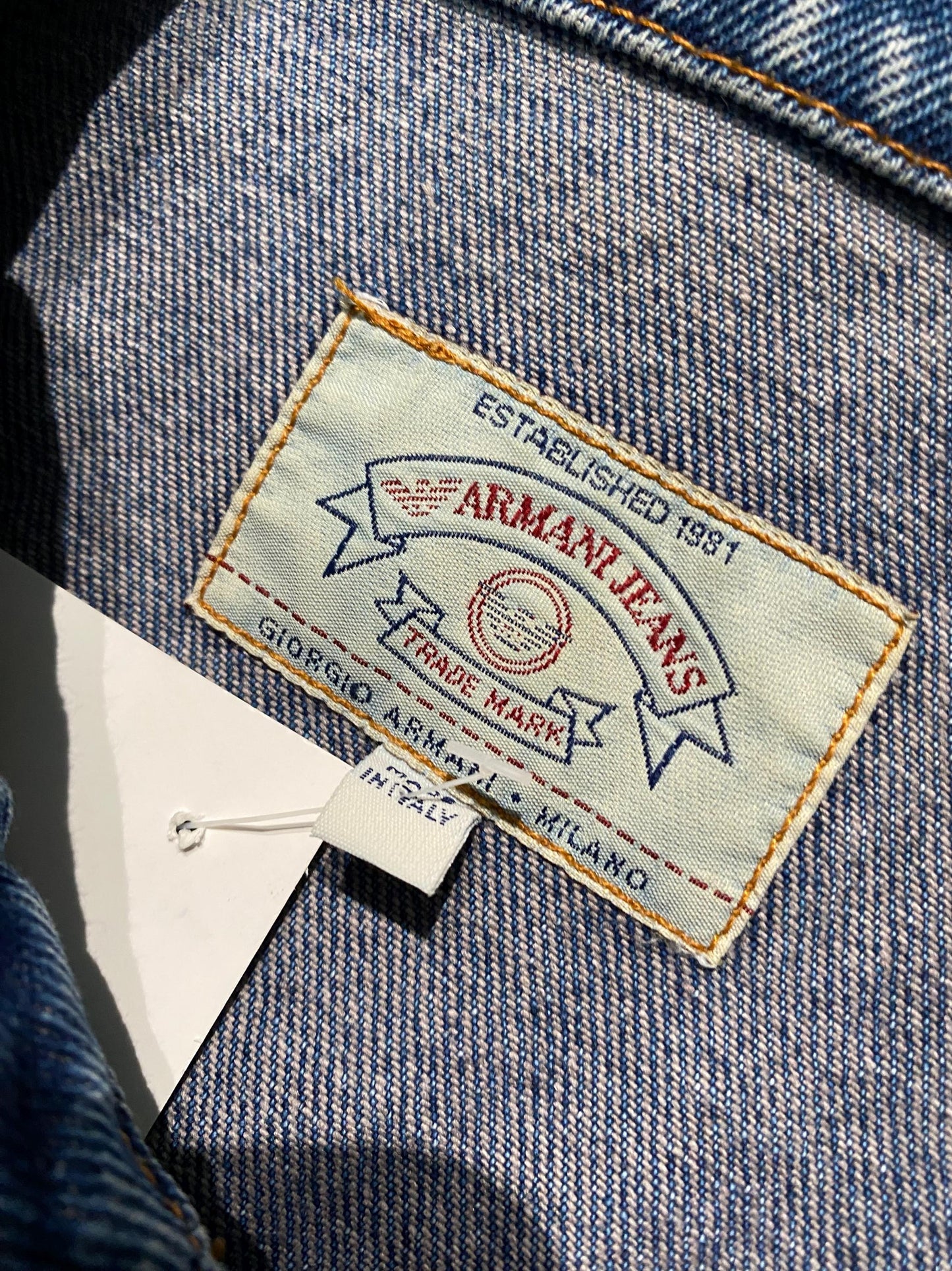 Armani Jeans classic indigo denim trucker w big embossed logo buttons, sz L, looks as new