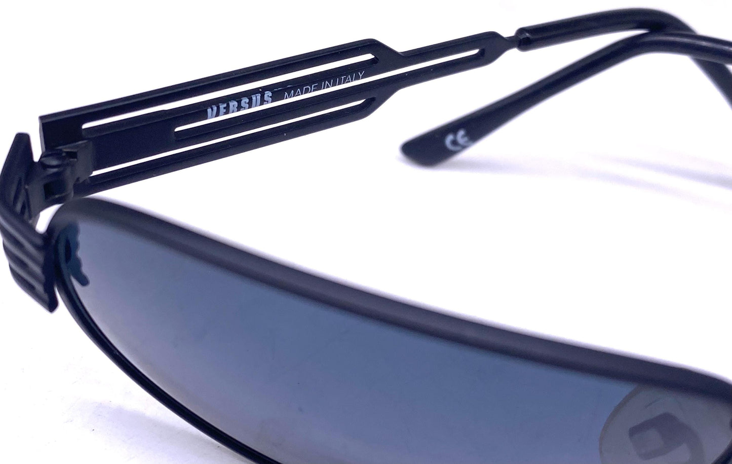Versus Versace F36 Matt black modernist wrap sunglasses made in Italy in the 90s, NOS in mint condition