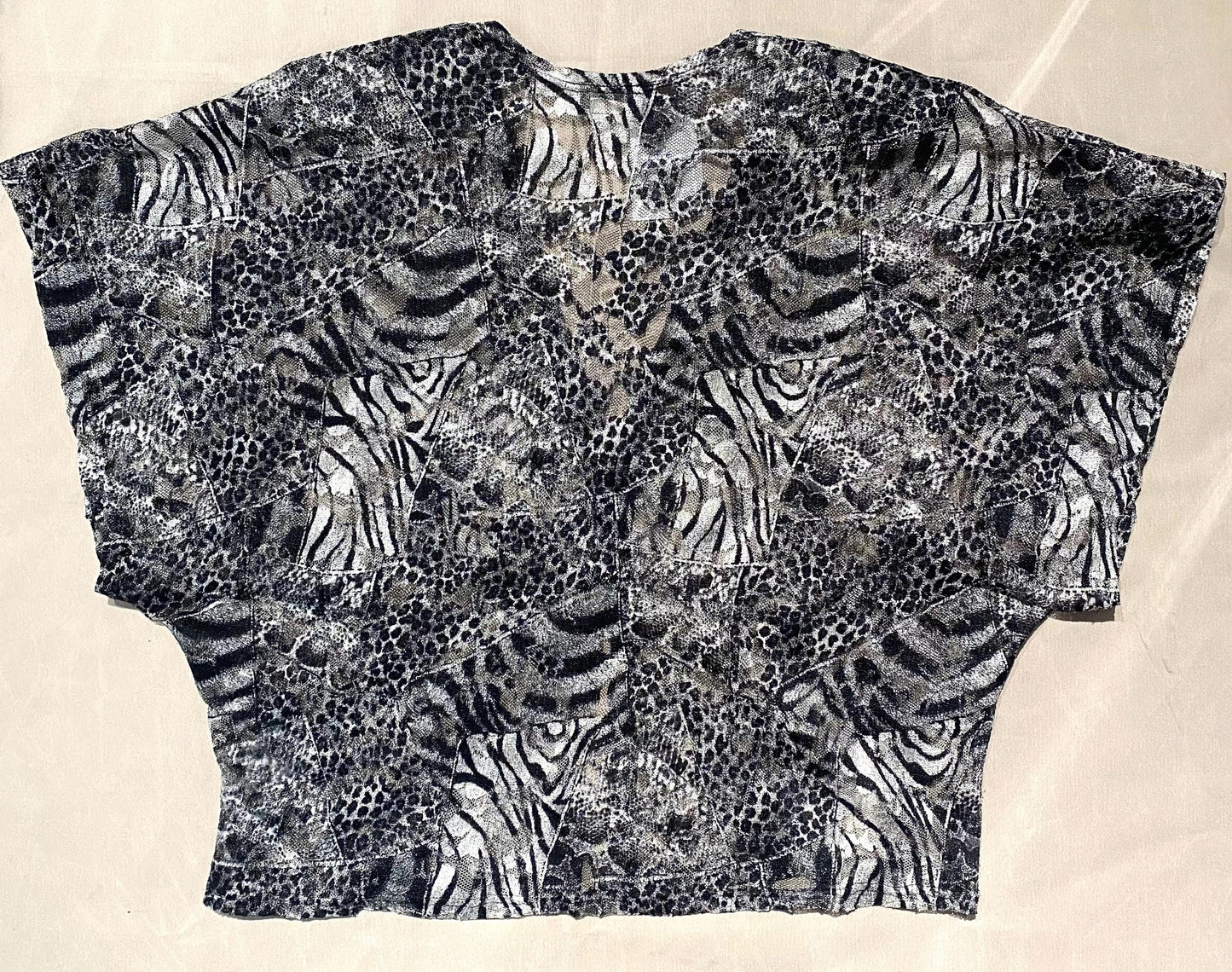 Sneki 2’ Millennium animalier patchwork effect lace / mesh kimono cut vest, fits all sizes
