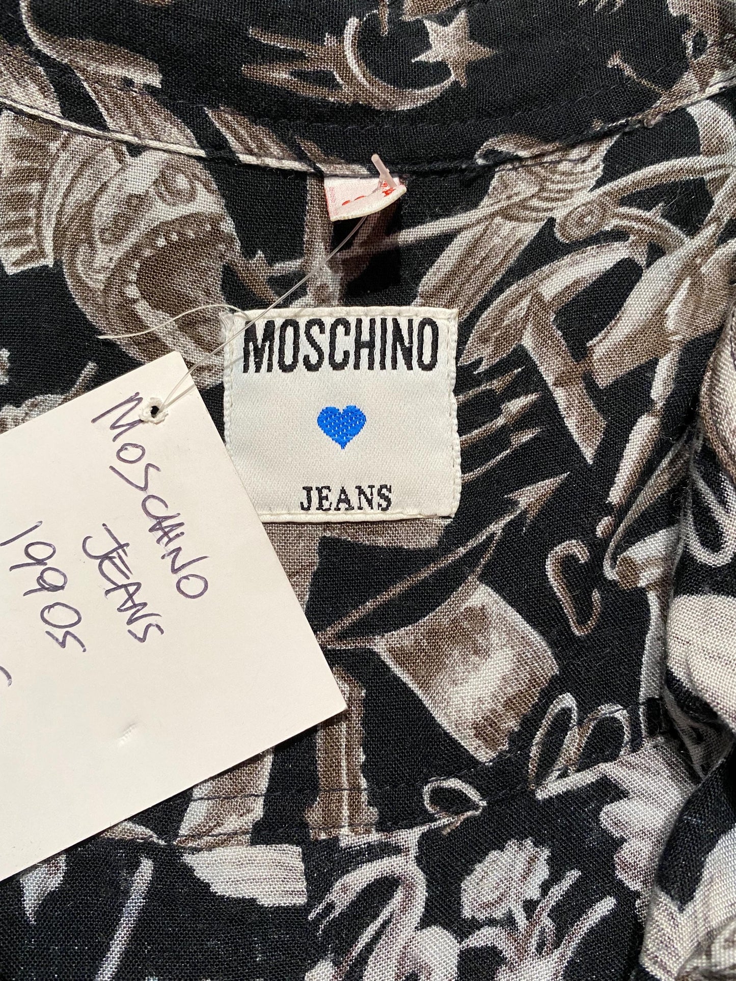 Moschino Jeans 90s old school drawings black/white  cotton shirt w golden buttons. Sz M mint