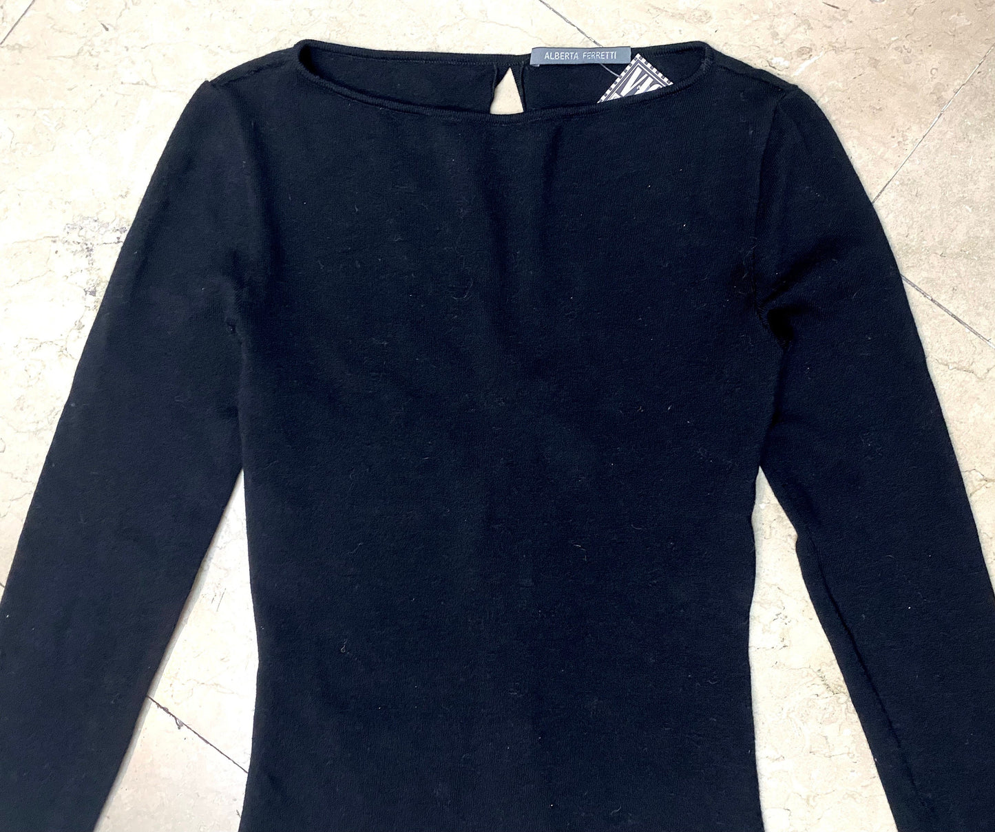 Alberta Ferretti minimalist black wool jumper w/ sexy back slits detail, sz 40 mint