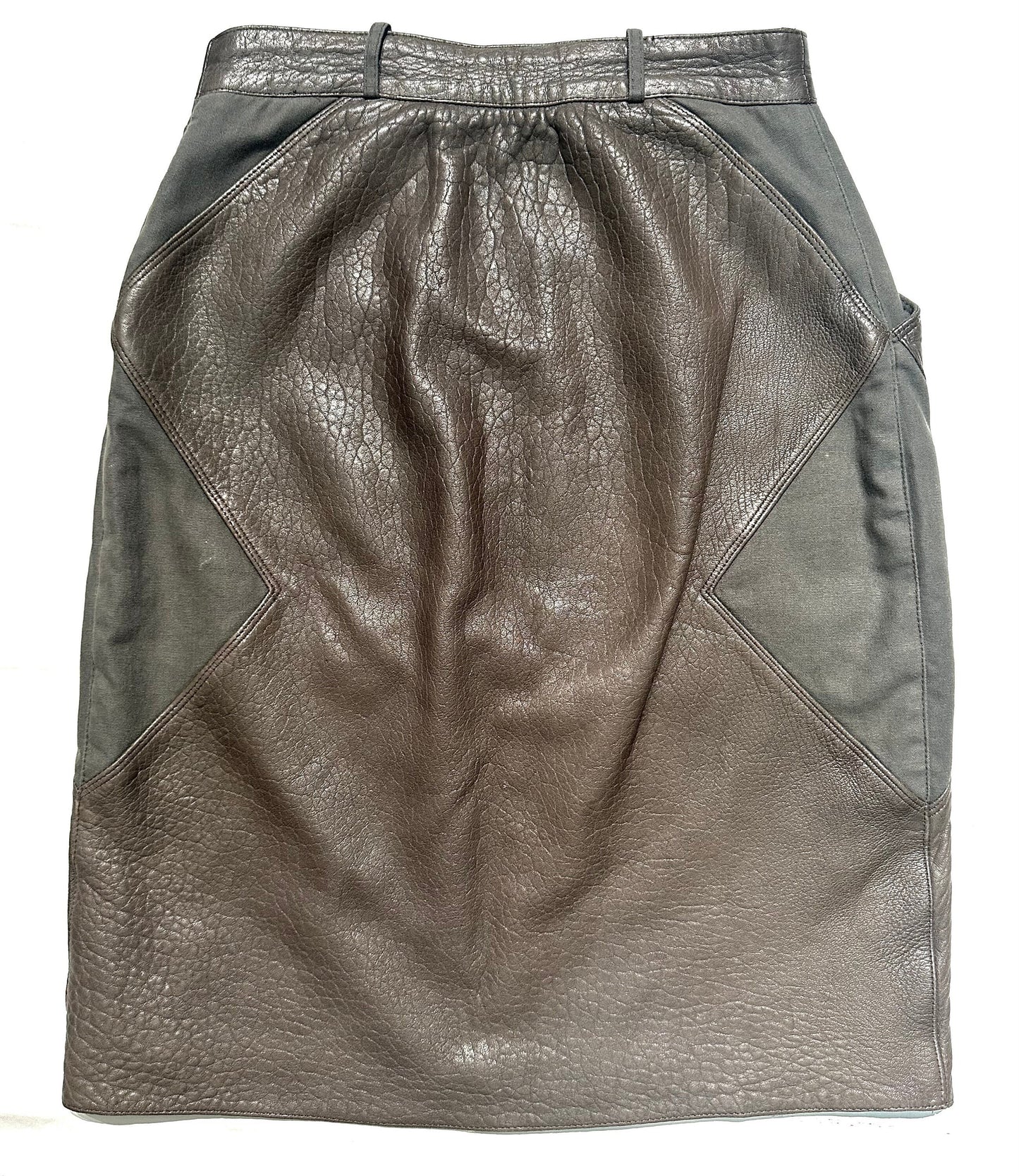Country dark grey leather / canvas skirt w a cool geometrical pattern, sz 10 UK in mint condition