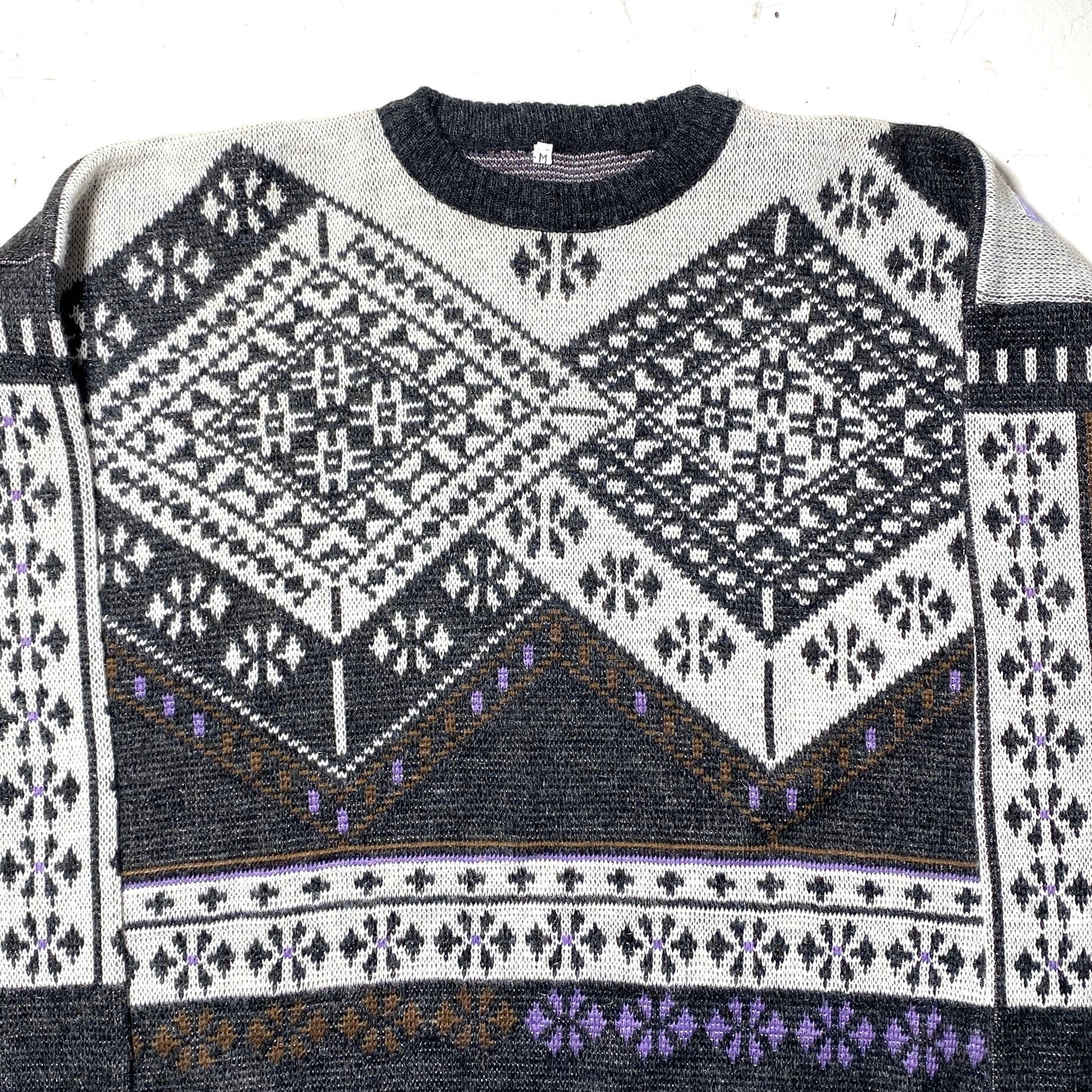 Oxbow 90s grey/white geometrical allover snowboarder sweater, new old stock, size M, S