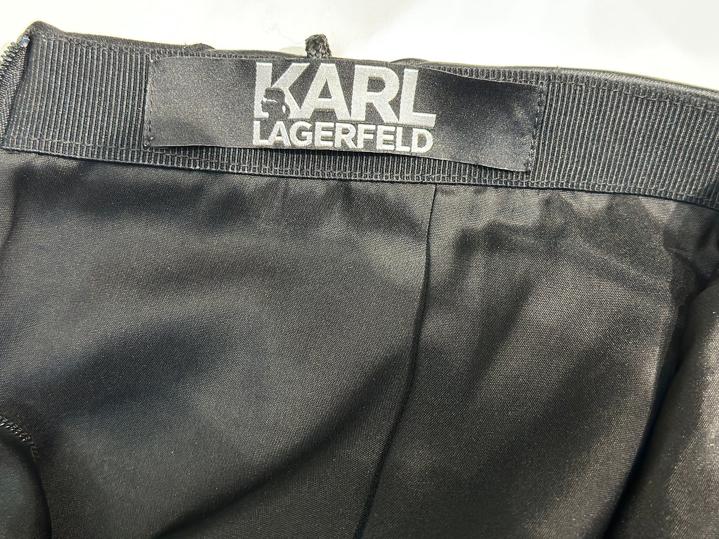 Karl Lagerfeld lambskin leather / viscose sexy skirt with laces inserts, mint; sz 40 / S