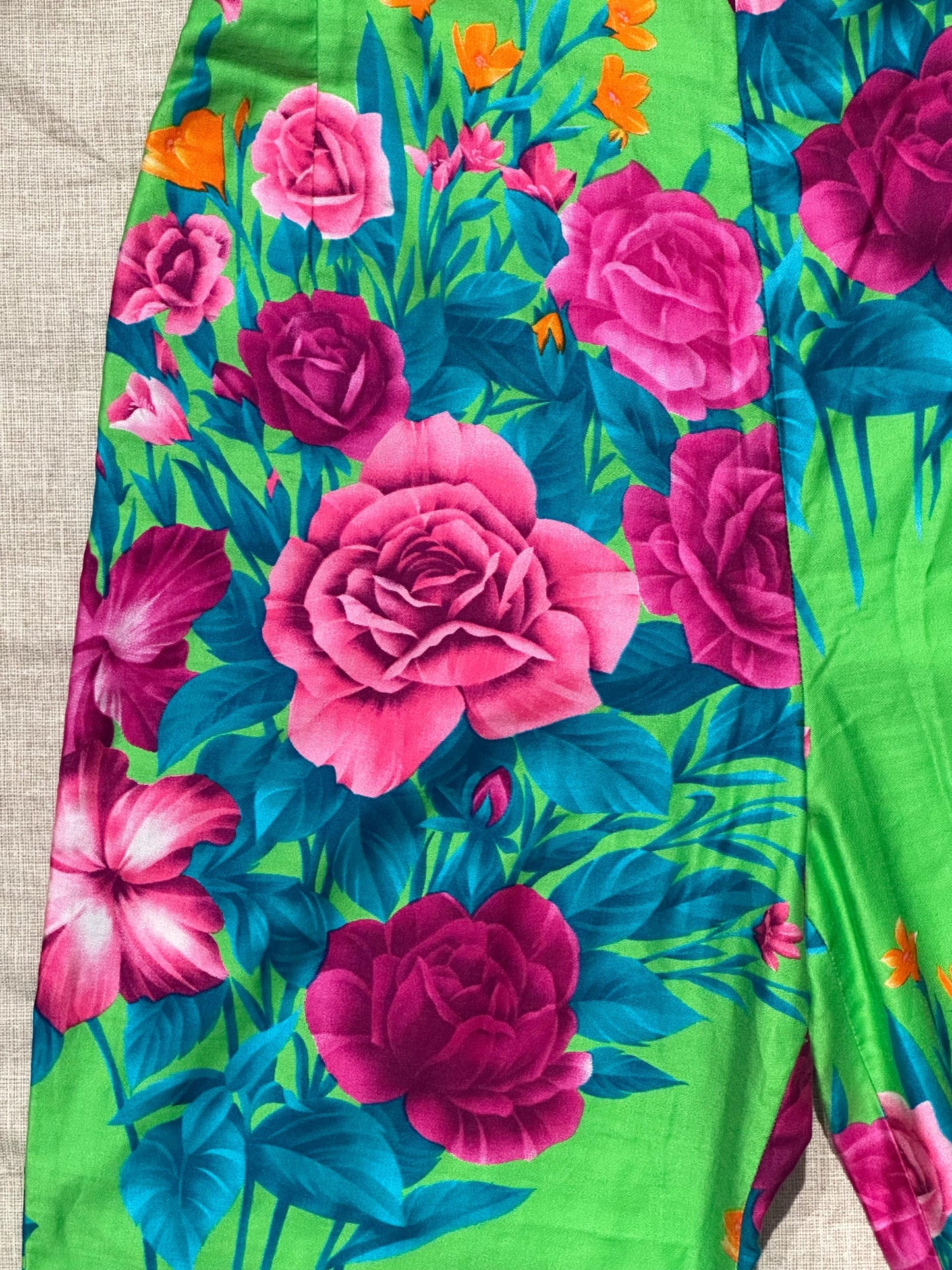 Complice by Dolce & Gabbana floral green cotton pant with pink roses and orange flowers print size 44 IT NOS 90s