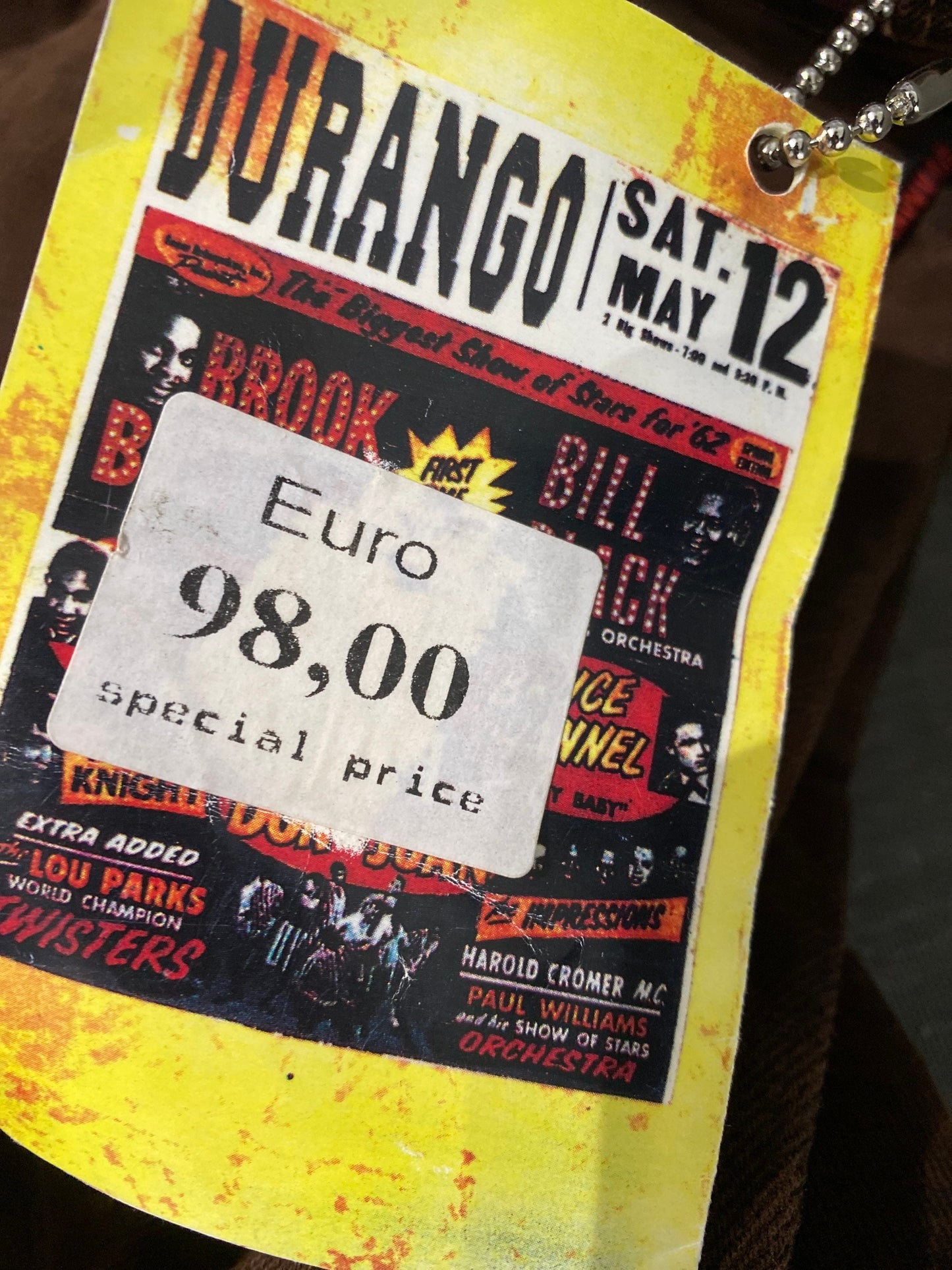 Durango Burgundy straight leg jeans with a beautiful wash sz 33