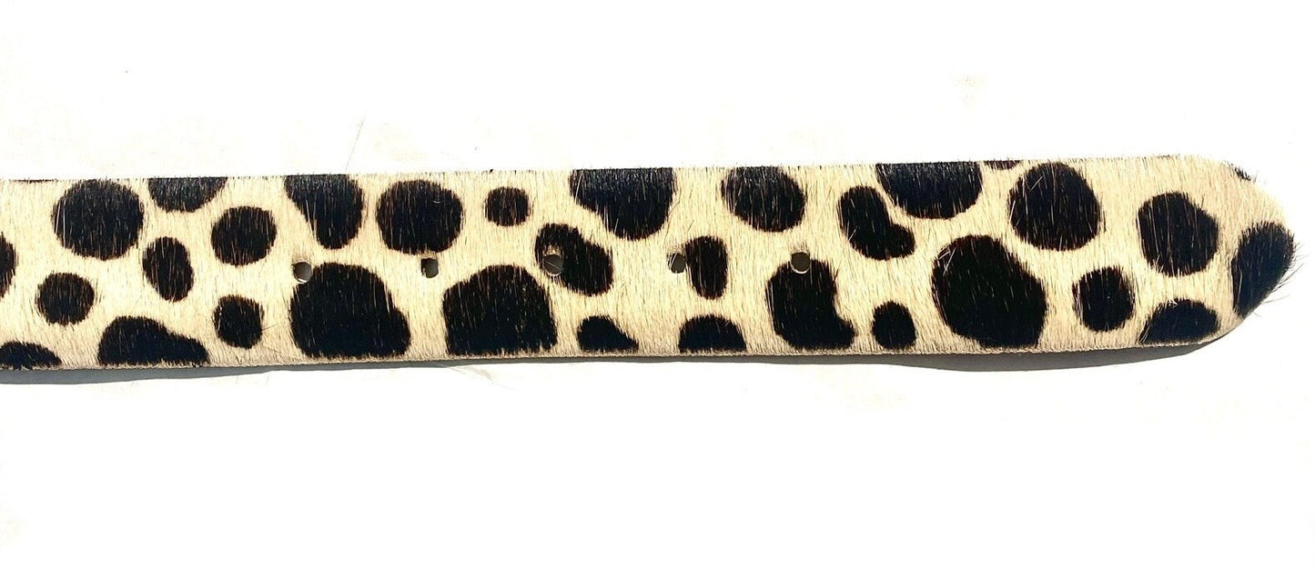Artisanal animalier b/w cowhide belt w black leather coated buckle, NOS 80s Italy