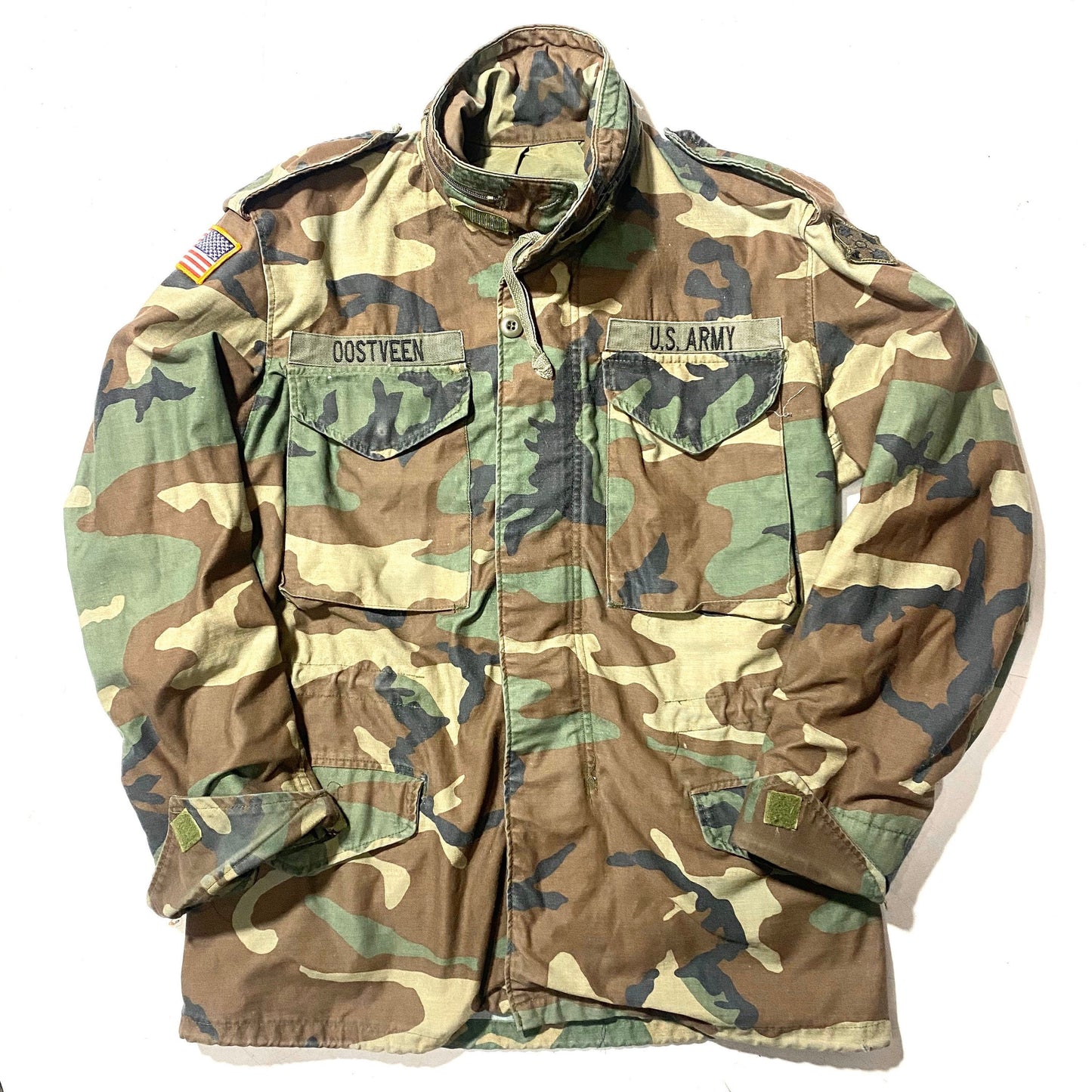 M65 Alpha Industries woodland camo military cotton canvas coat made in USA, 1981 issued piece with patches, S regular