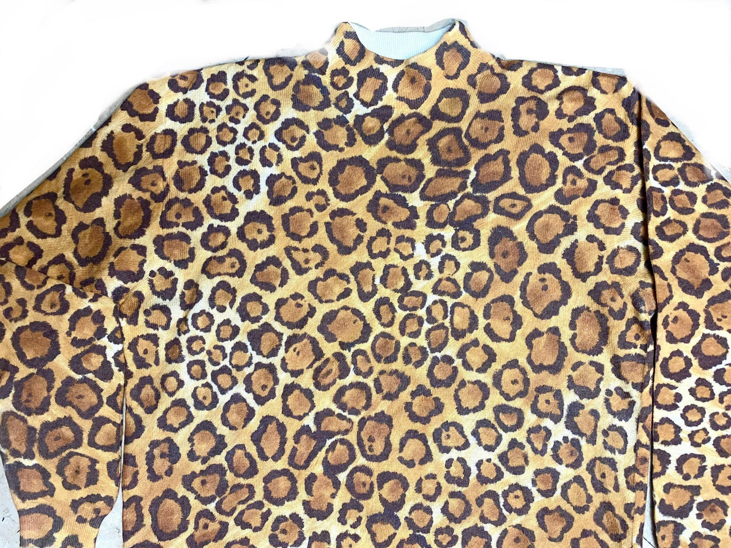 Leopard / Animalier knit turtleneck jumper slim fit, 80s as new.