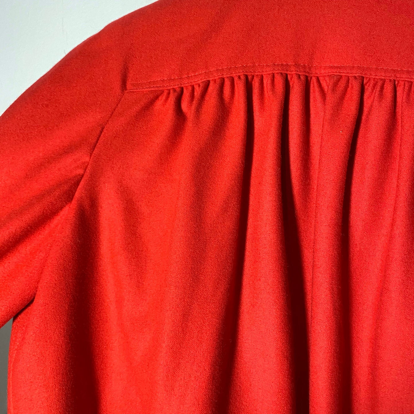 Miss V by Valentino red double breast ladies coat, 1980s Italy mint condition