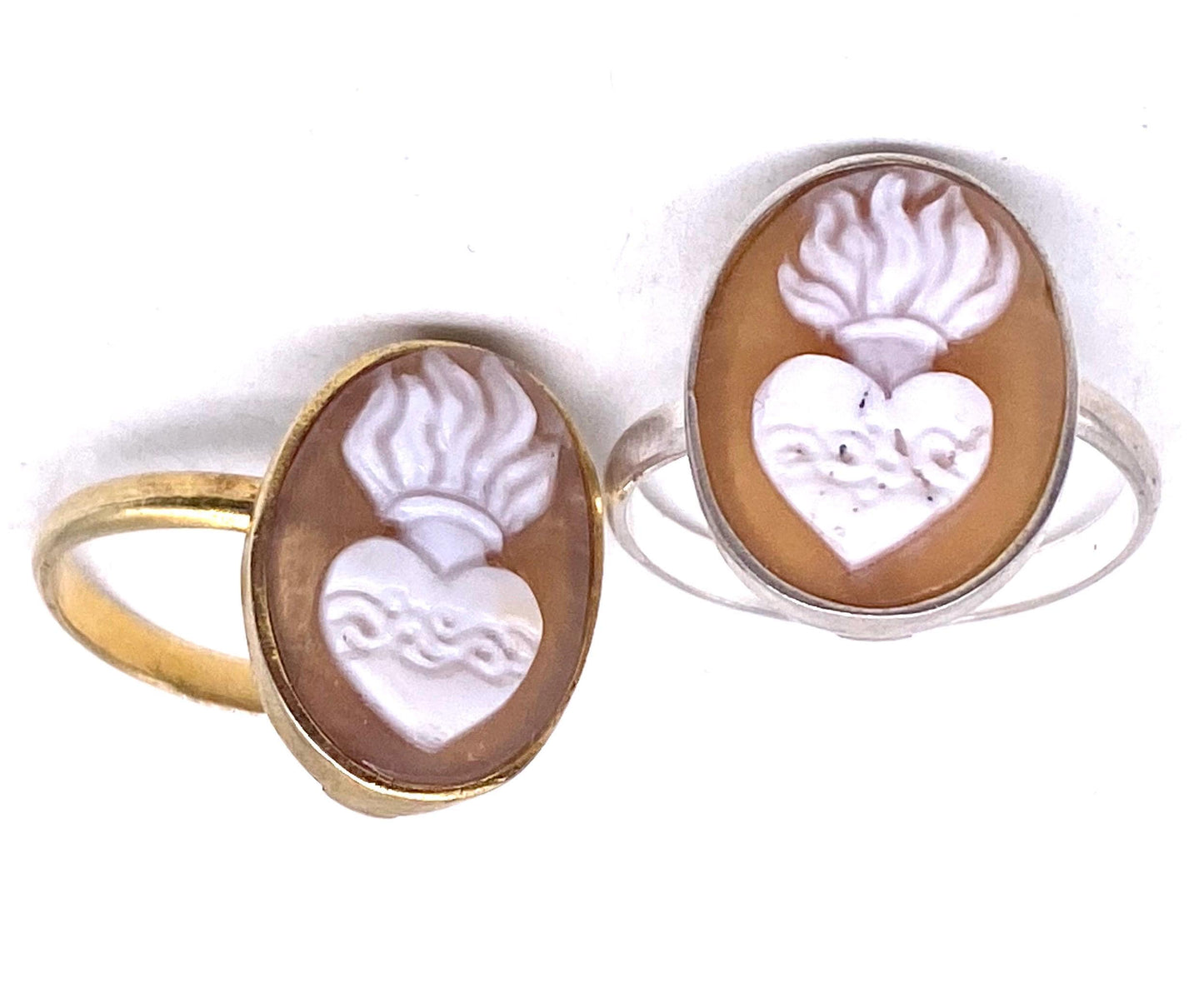 Sacred Heart of Jesus 925 silver cameo ring w real coral/shell ex voto, finest Italian jewelry 60s NOS