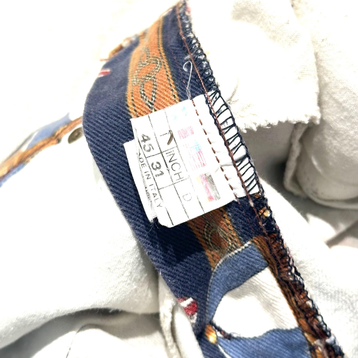 Roccobarocco vintage blue jeans with baroque print allover and horse riding themed designing size 31 90s