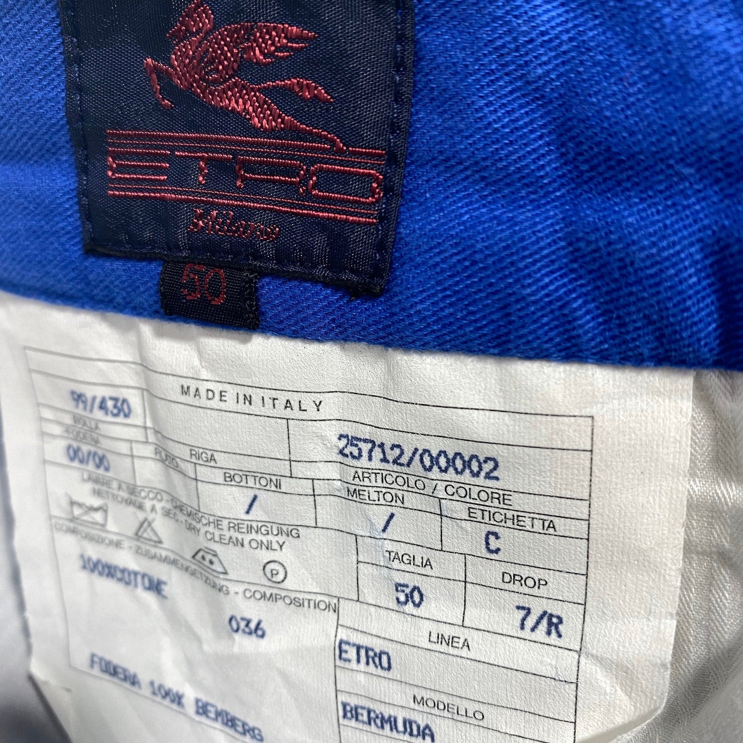 Etro Milano primary blue cotton Bermuda shorts sz 50, mint condition.