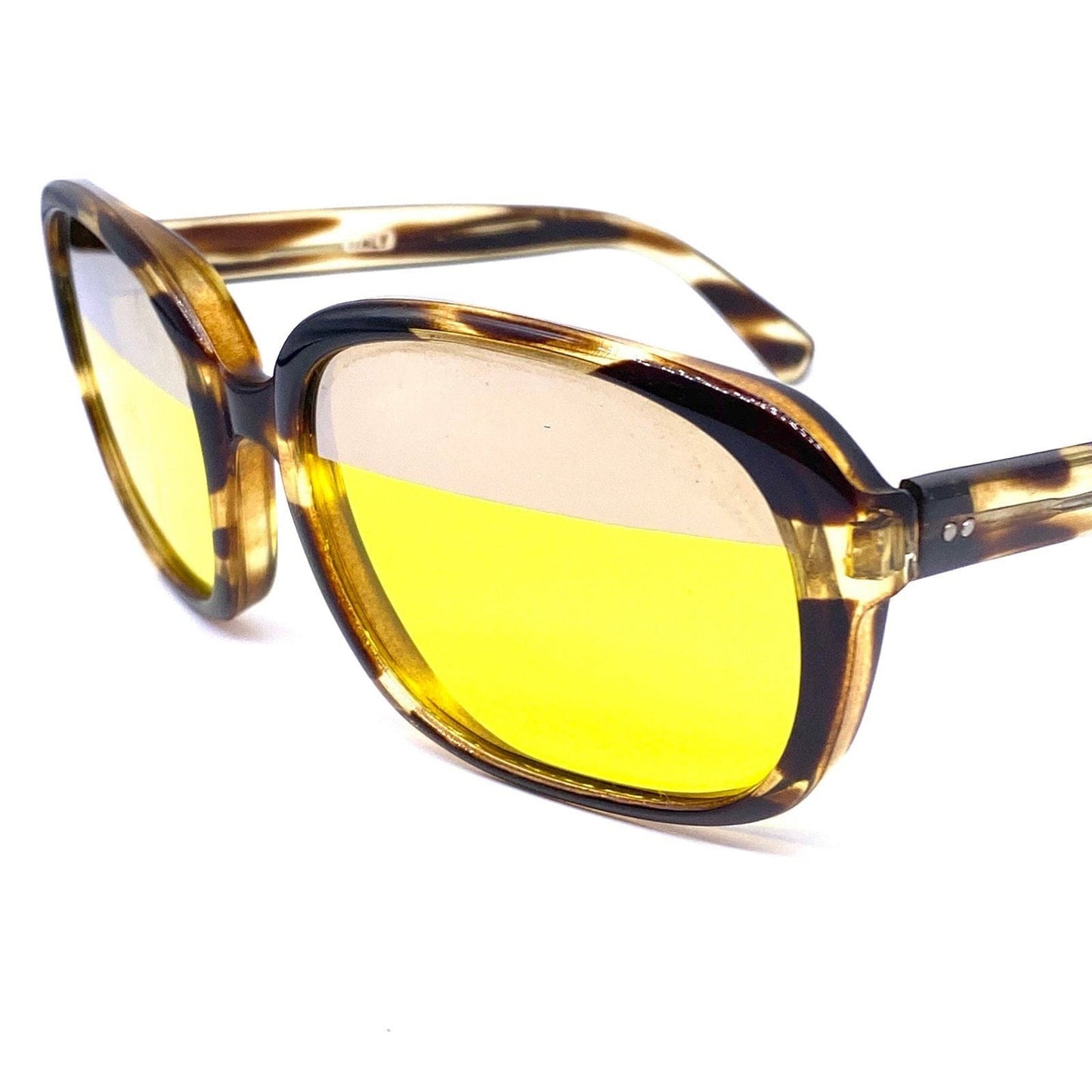 1960s collectible oversized square driving anti glare lens sunglasses, yellow lens mirrored top