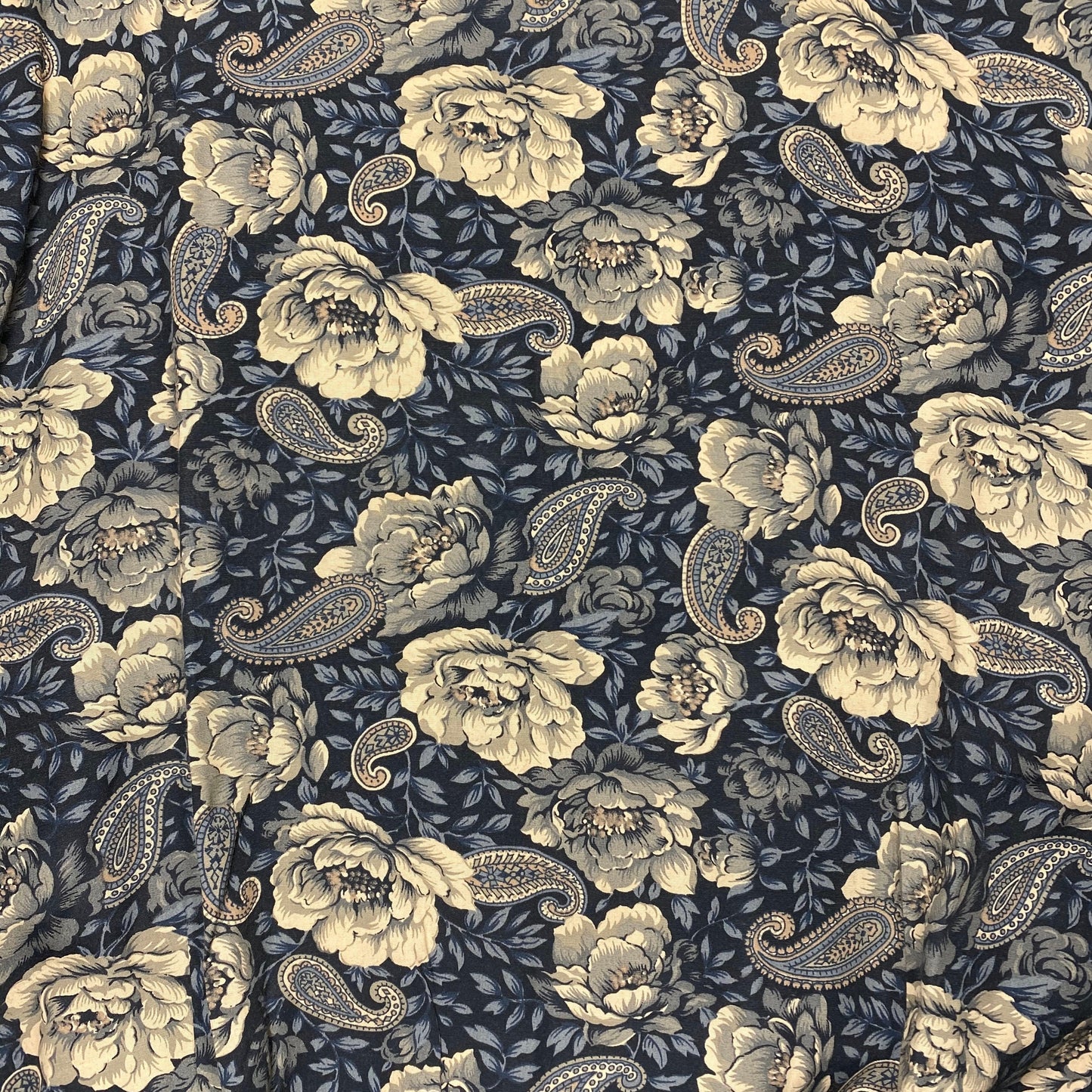 Cute handmade shirt fabric floral/paisley allover ladies crewneck sweatshirt, great condition