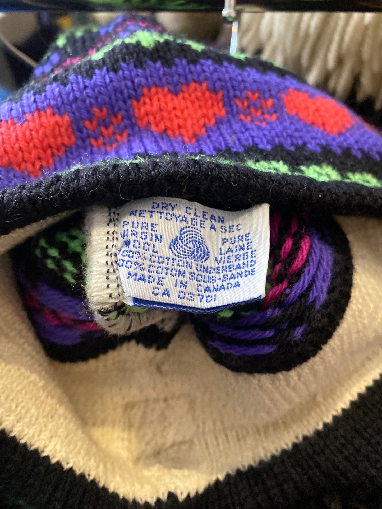 Merkley Canada NWT hand-knit winter Ski beanie hats with cotton lining, 1 sz fit all