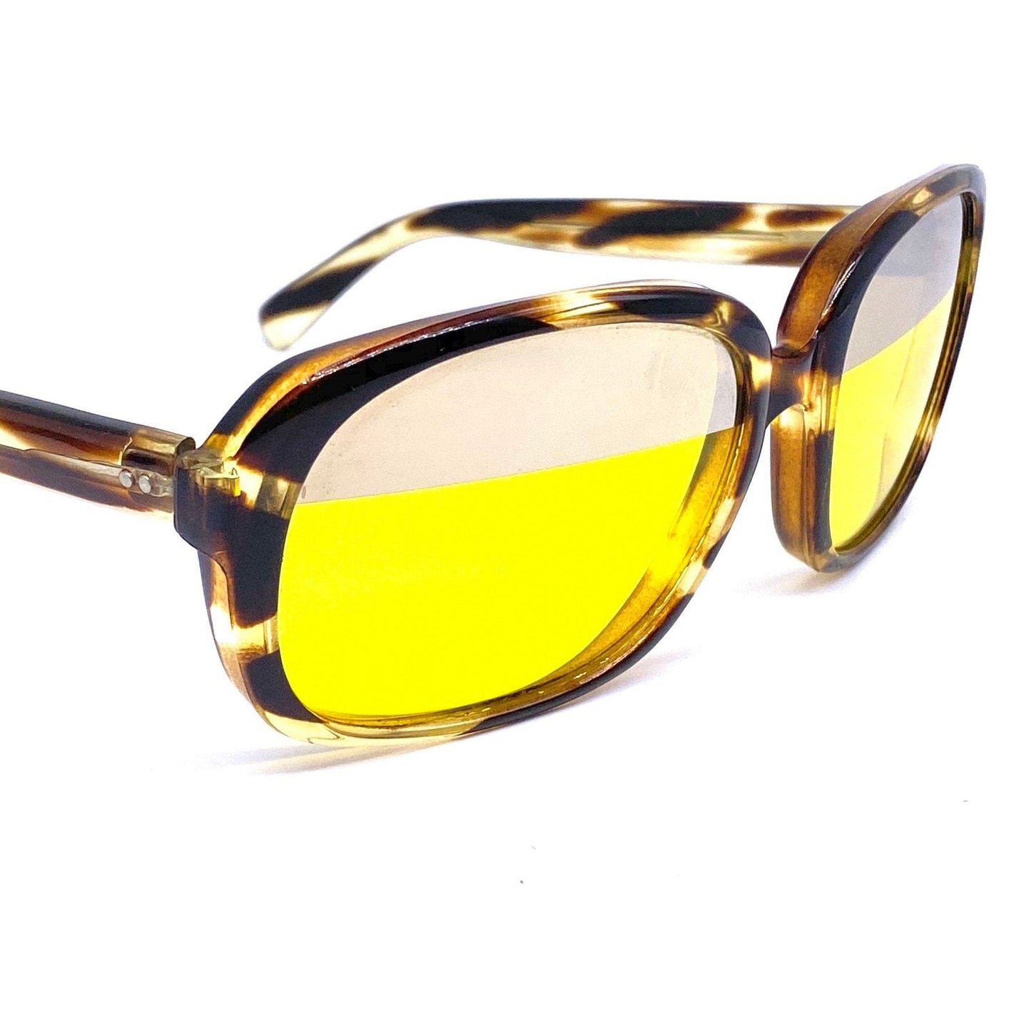 1960s collectible oversized square driving anti glare lens sunglasses, yellow lens mirrored top