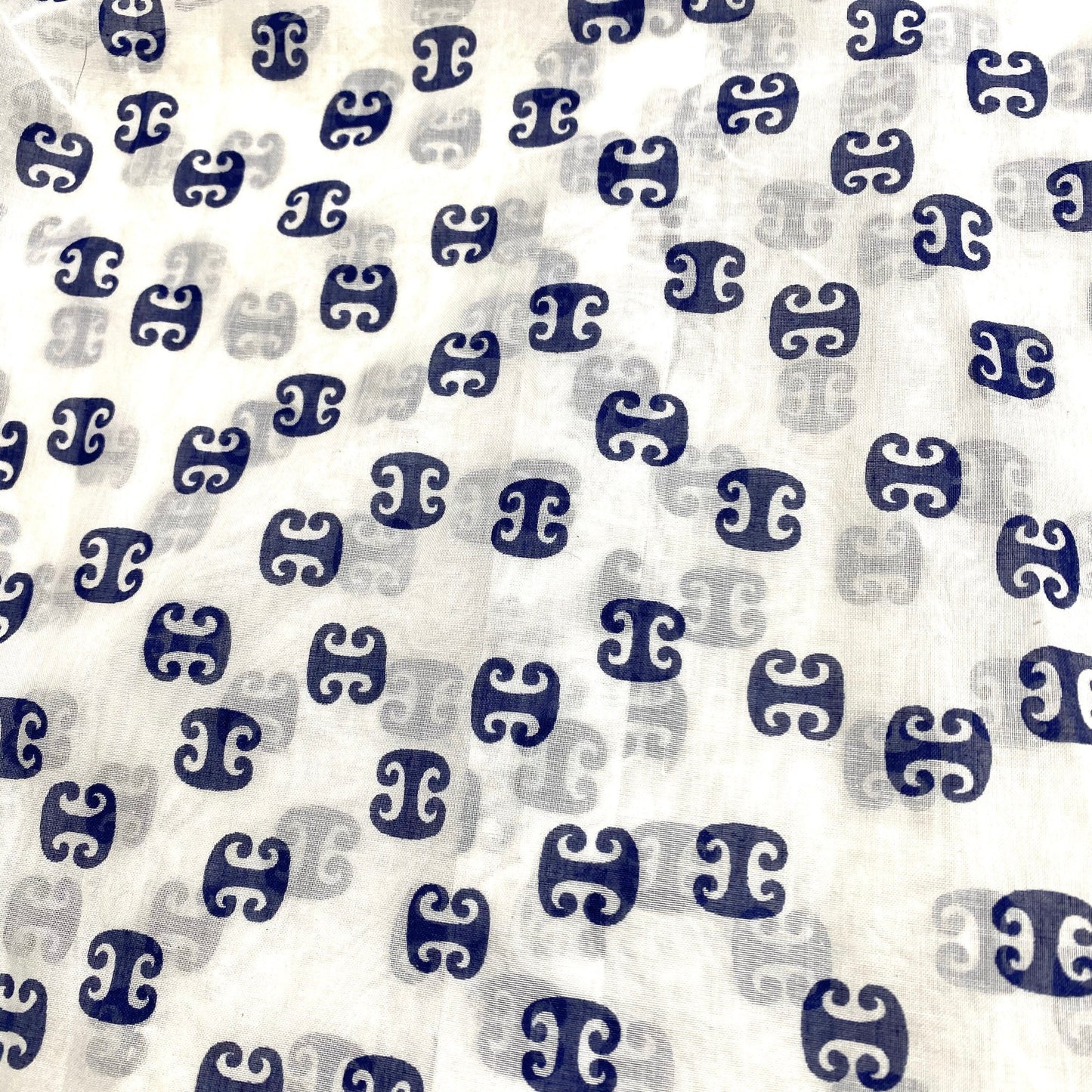 Rao tailors 1960s abstract allover white light cotton popeline shirt, very good condition