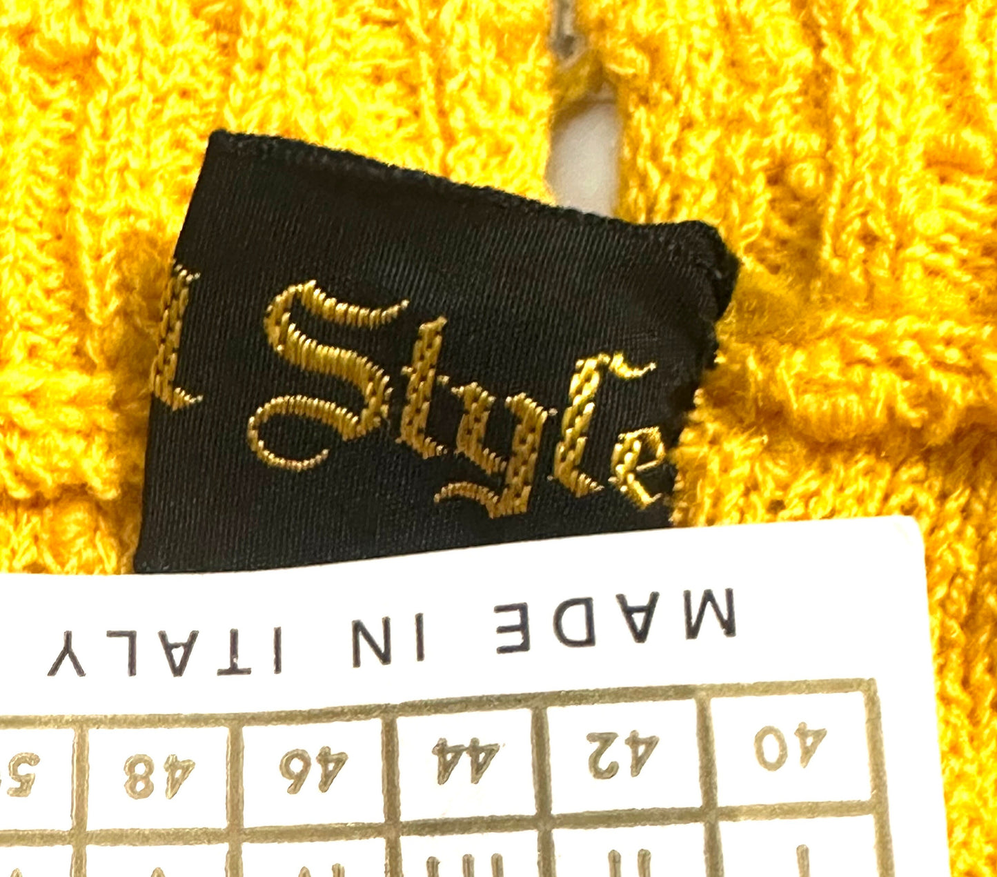 Finest Italian knitwear, yellow knitted cotton t-shirt / jumper w- 3-D striped-dotted pattern , 1970s BNWT