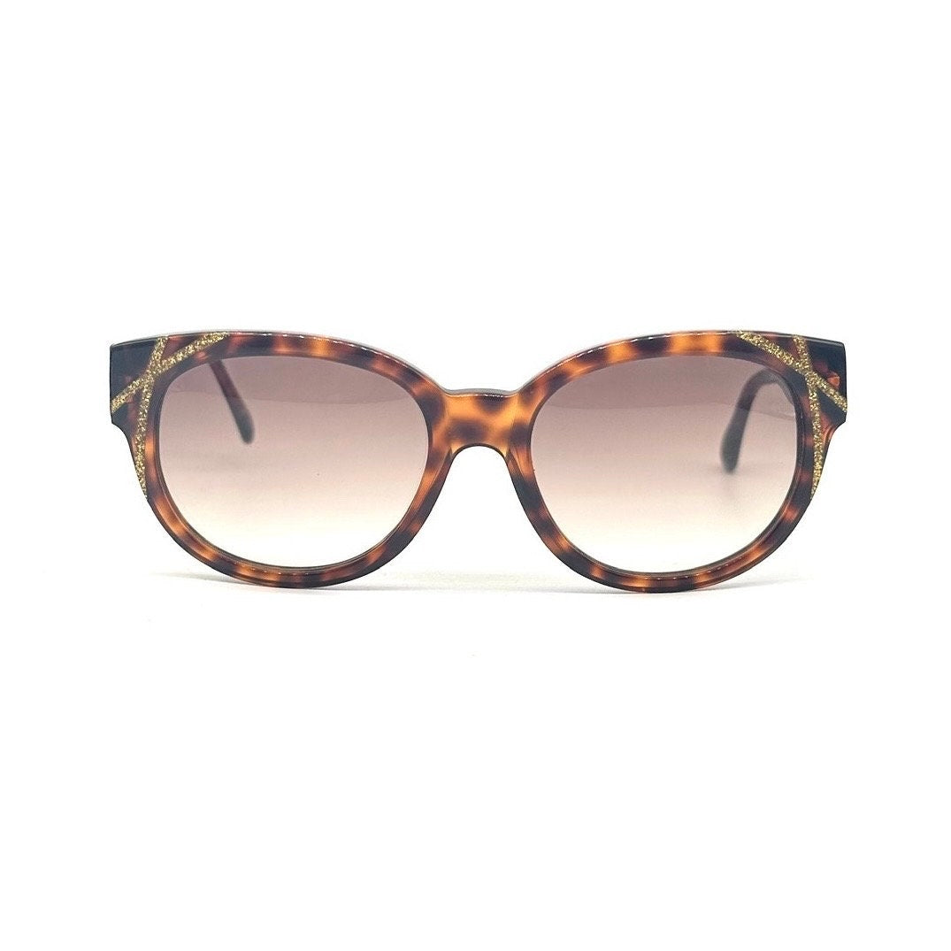 Courreges 8710 tortoise oversized sunglasses w golden sparks striped details, NoS 80s France
