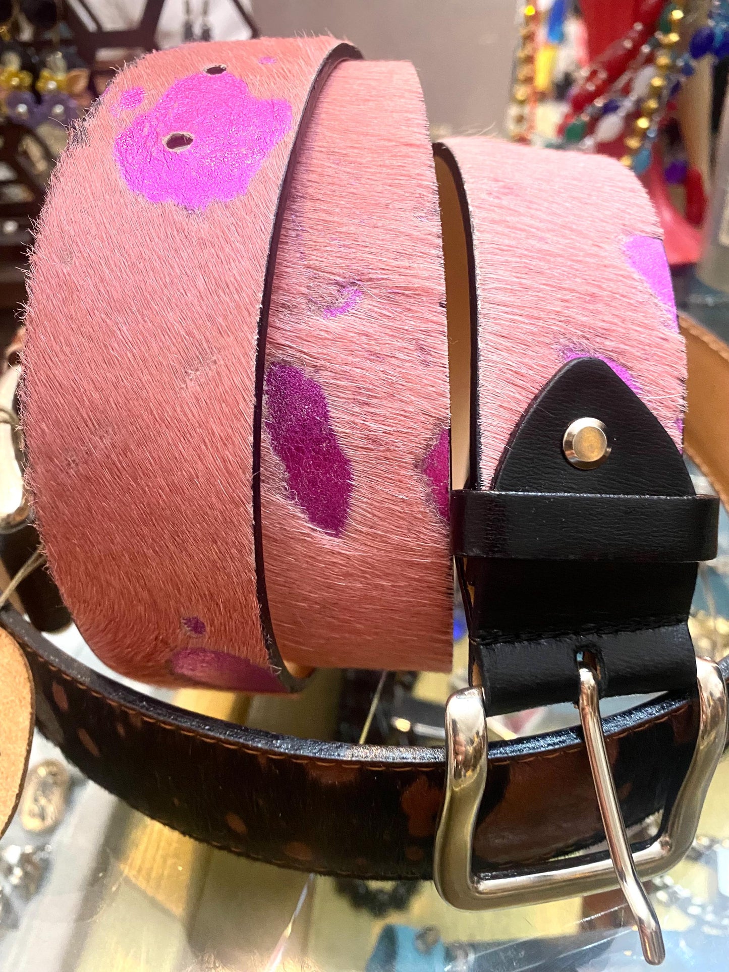 Cowhide genuine leather belt with brass buckle, many colors and sizes, Artisanal products made in Italy, 1990s NOS