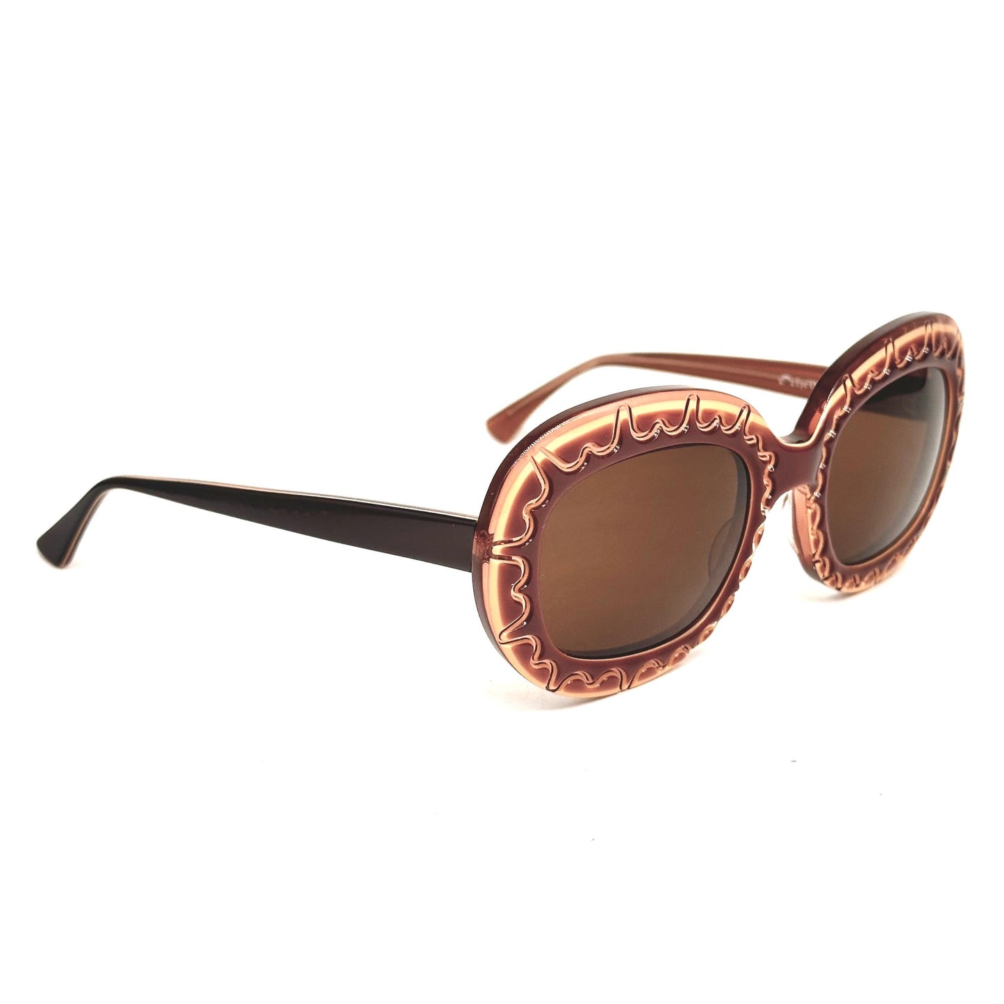 Eye DC 543 010 rounded square sunglasses in brown gradient acetate with waved line detail engraved around the brown lens 90s NOS