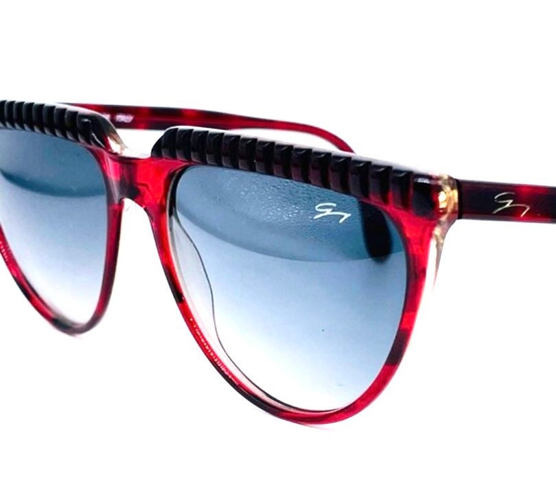 Genny 114-S splendidi occhiali da sole cateye rossi con dettagli intagliati, NOS anni '90