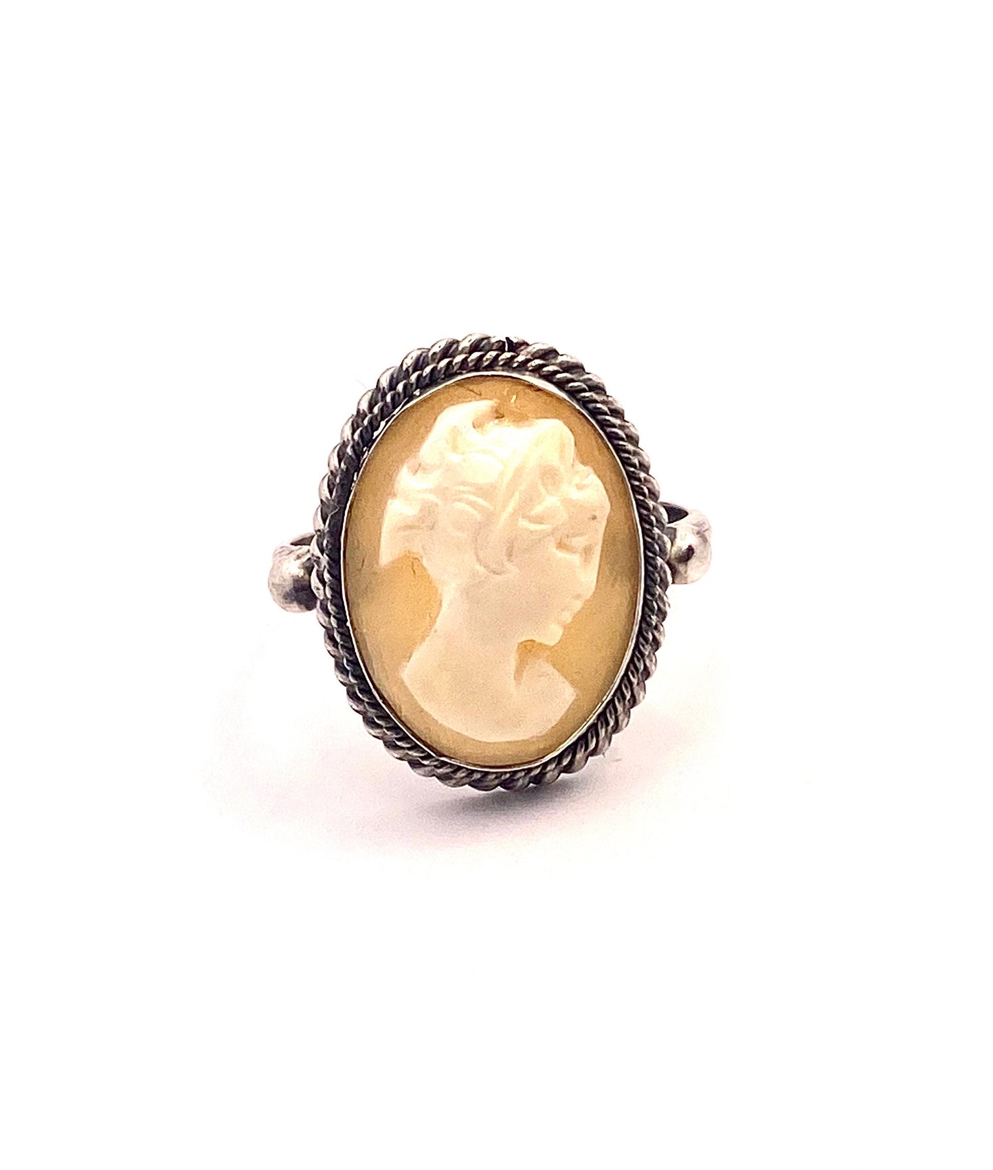 Classy Victorian lady hand carved shell cameo  925 silver ring; classic Italian jewelry NOS 50s