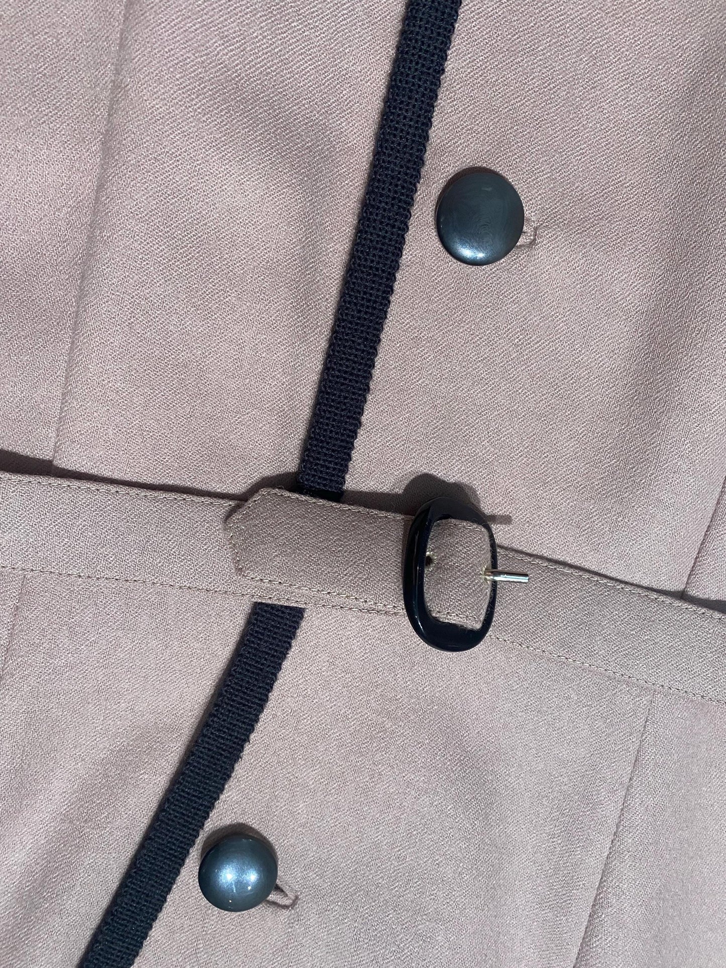 Sartorial ladies 1960s ca old rose asymmetric pattern coat, in perfect condition, as new; sz S, 40