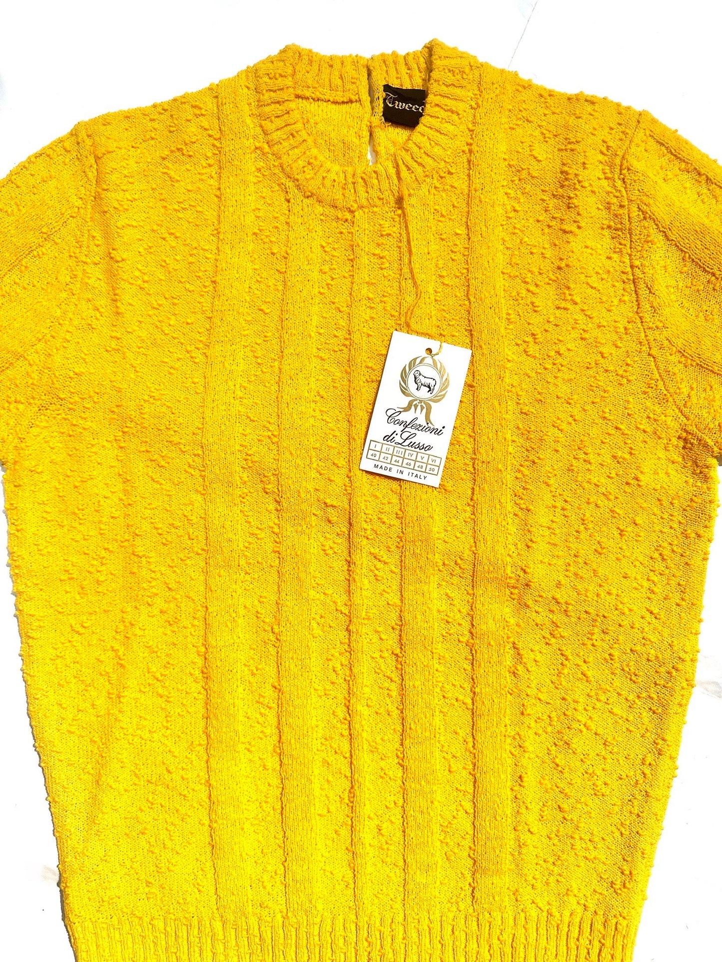 Finest Italian knitwear, yellow knitted cotton t-shirt / jumper w- 3-D striped-dotted pattern , 1970s BNWT