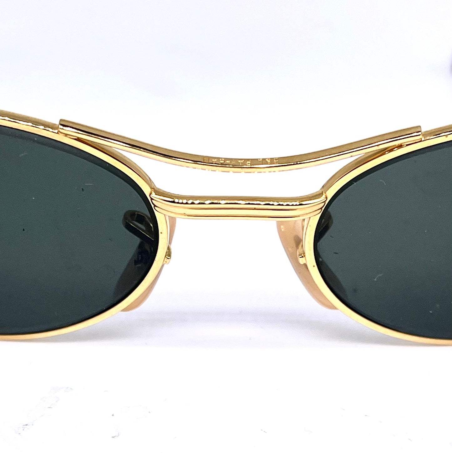 Rayban B and L Signet W1394 oval gold plated sunglasses NOS 90s