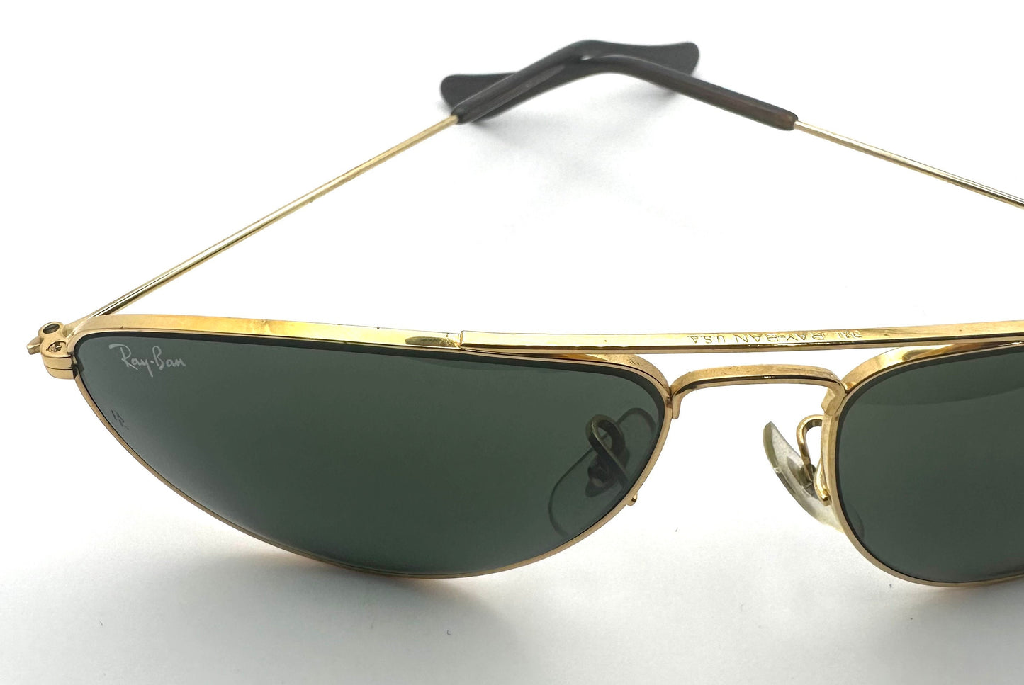 Rayban b&l W1082 59-16 gold plated metal aviator sunglasses made in USA in the 80s, brand new