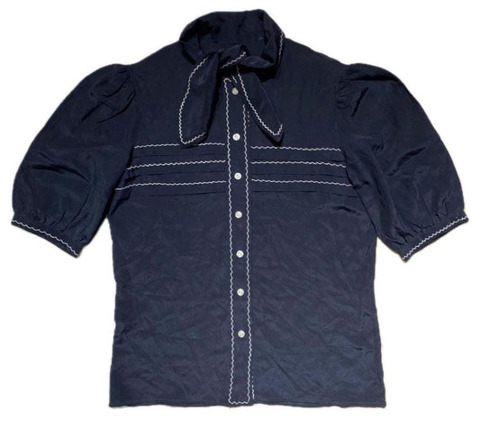 1950s tailor made black silk pin-up blouse w pleats, embroidered details and bow collar, perfect condition