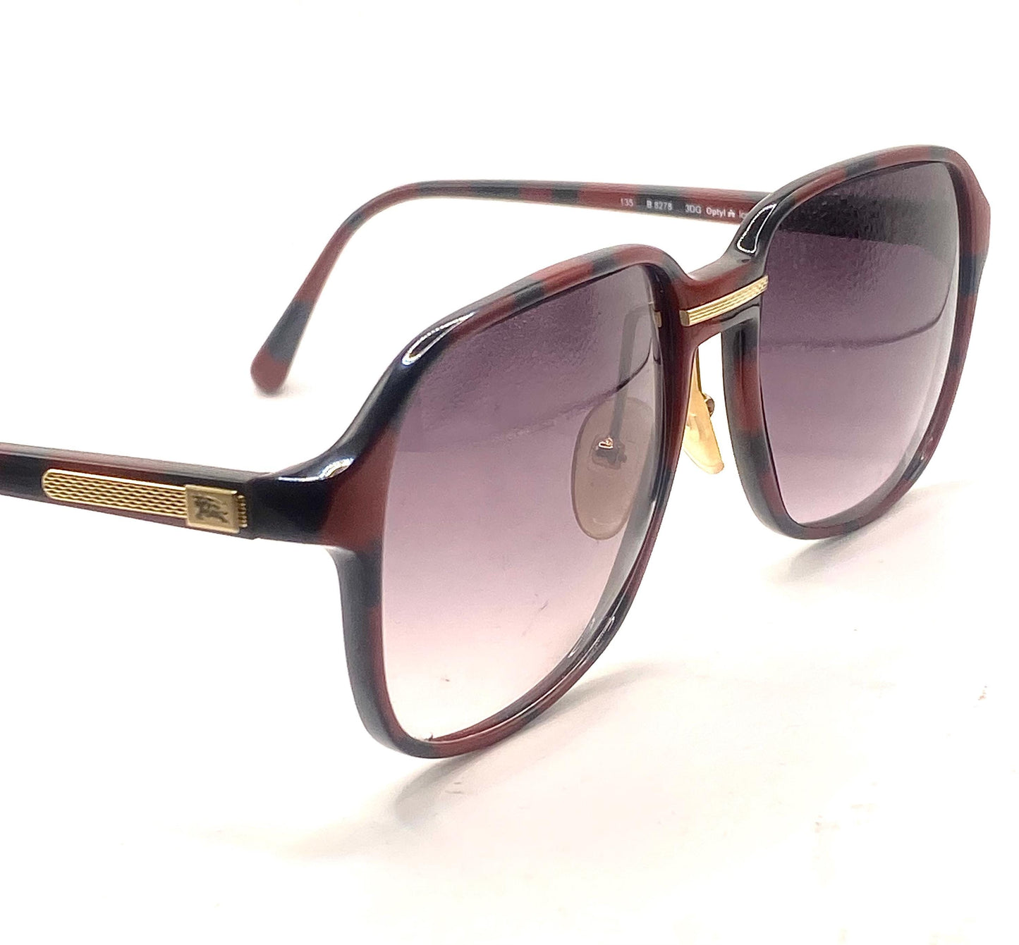 Burberrys B8278 big square red tortoise /gold sunglasses, made in Austria by Safilo, 80S NOS