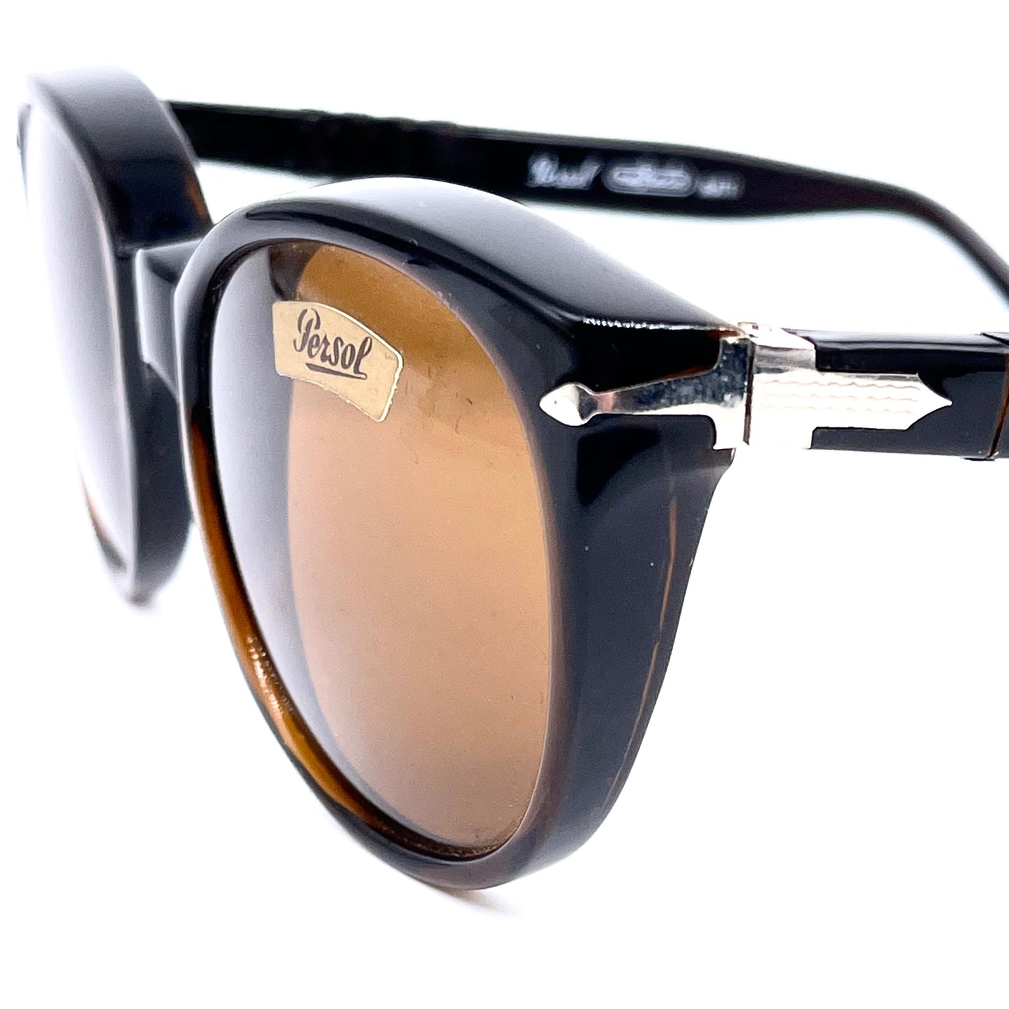 Iconici occhiali da sole Persol Ratti Solecchio tartarugati p3 realizzati a mano in Italia negli anni '80
