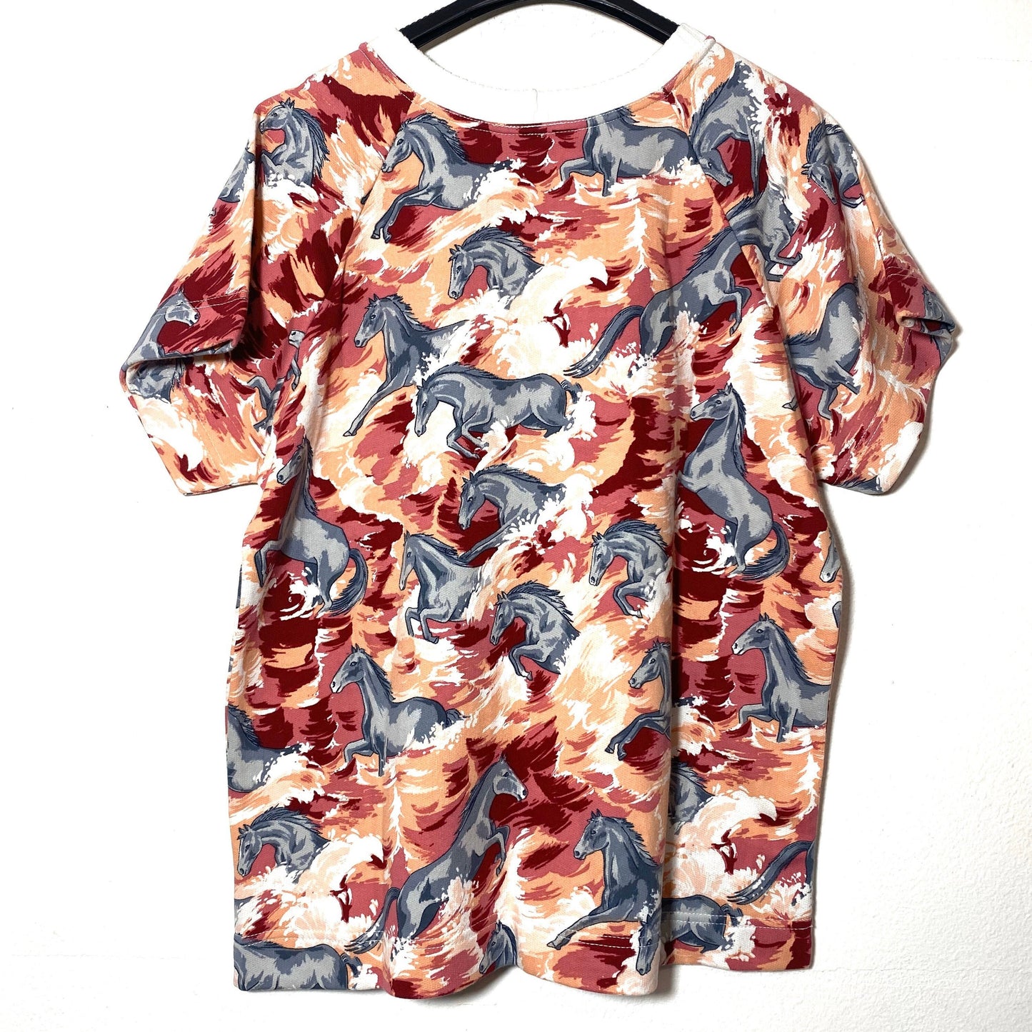 Greenfield coolest short sleeved sweatshirt with horses wading pink waves, 1980s NWT sz S,L