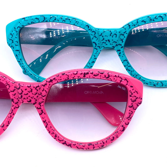 JetSet Thick Cateye sunglasses in pure 90s style , coming in pink or Green abstract texture, NOS and mint